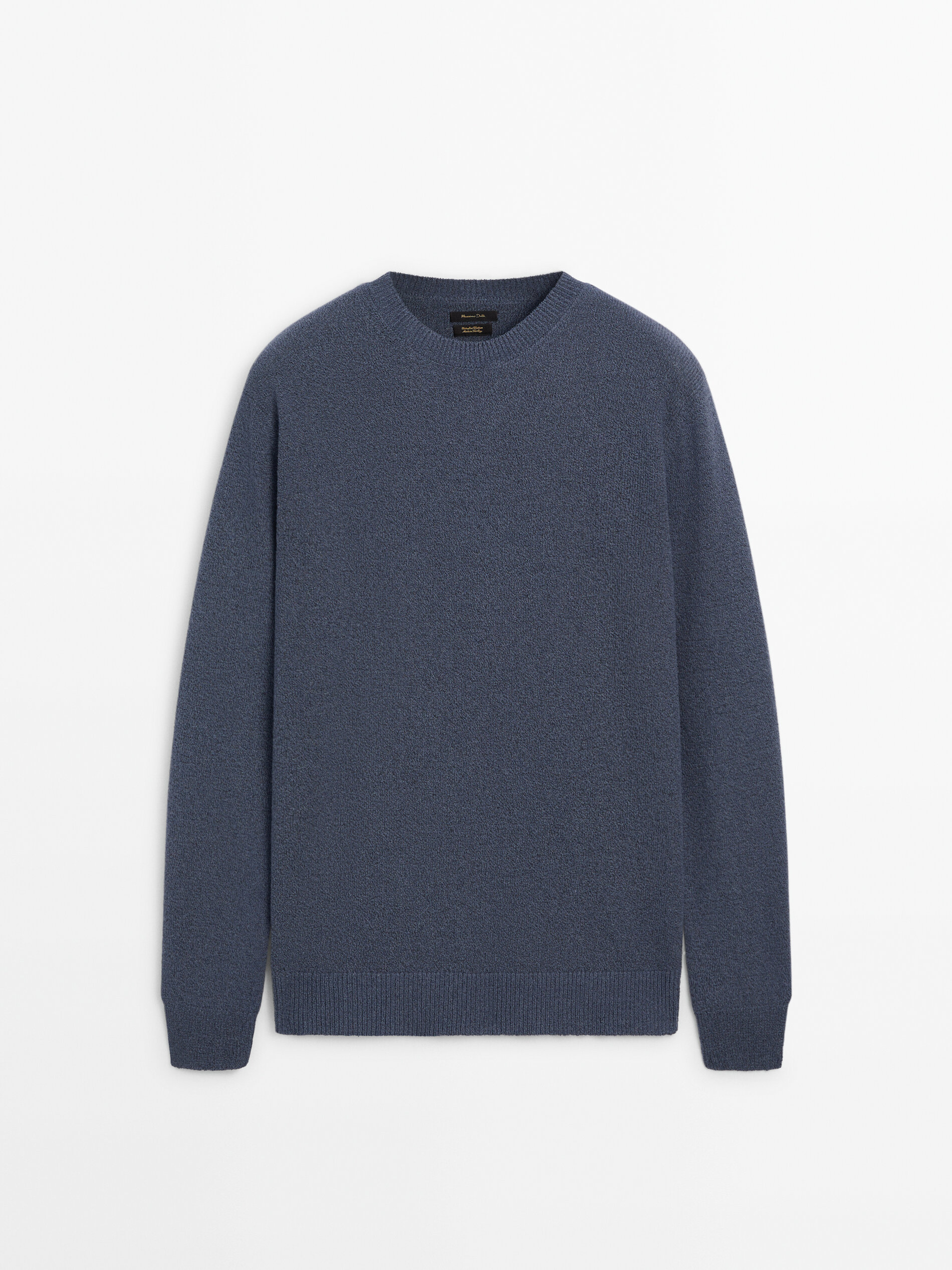 Crew neck knit sweater