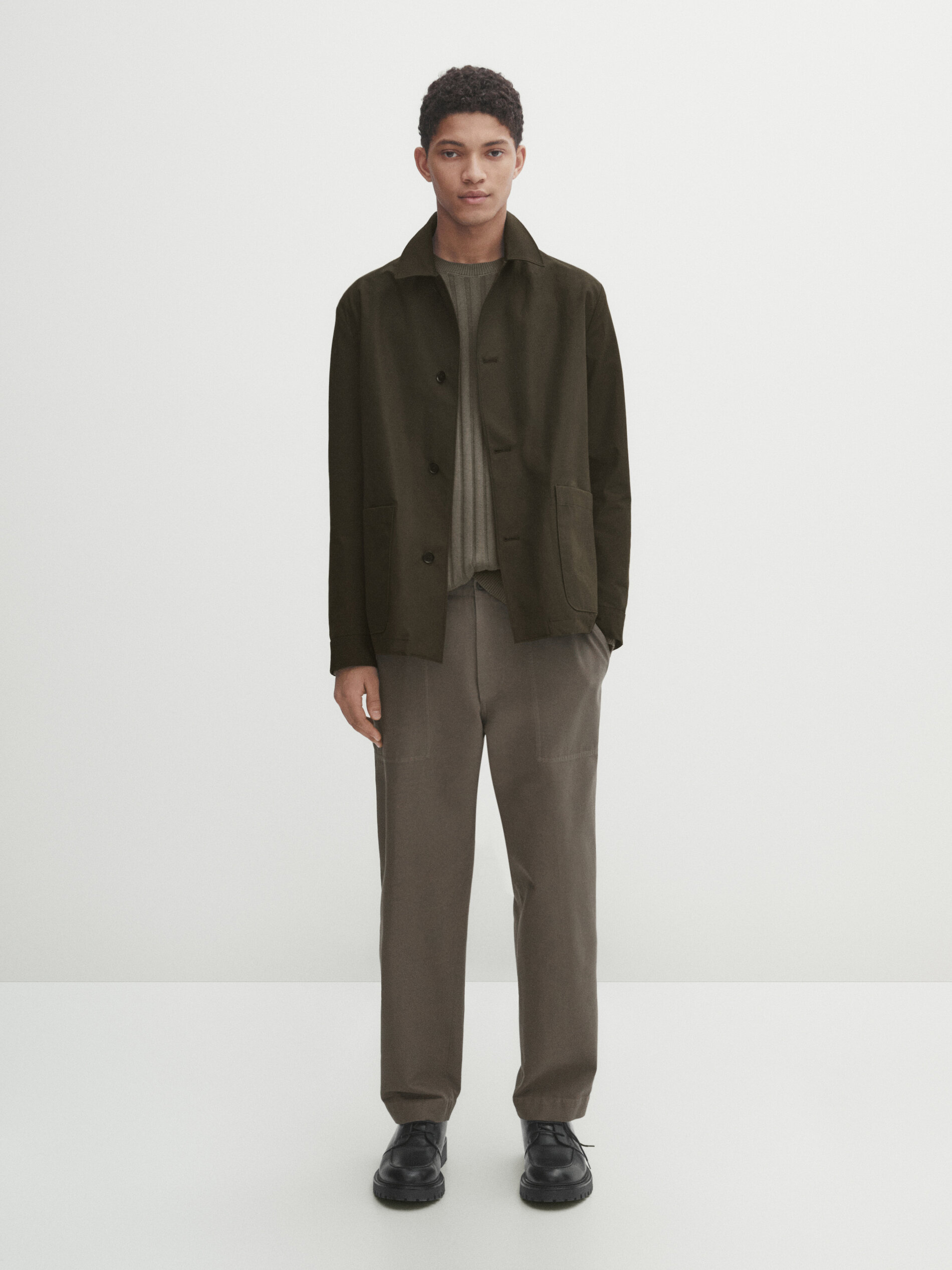 Leightweight-Hemdjacke aus Funktionsstoff · Khaki, Marineblau  