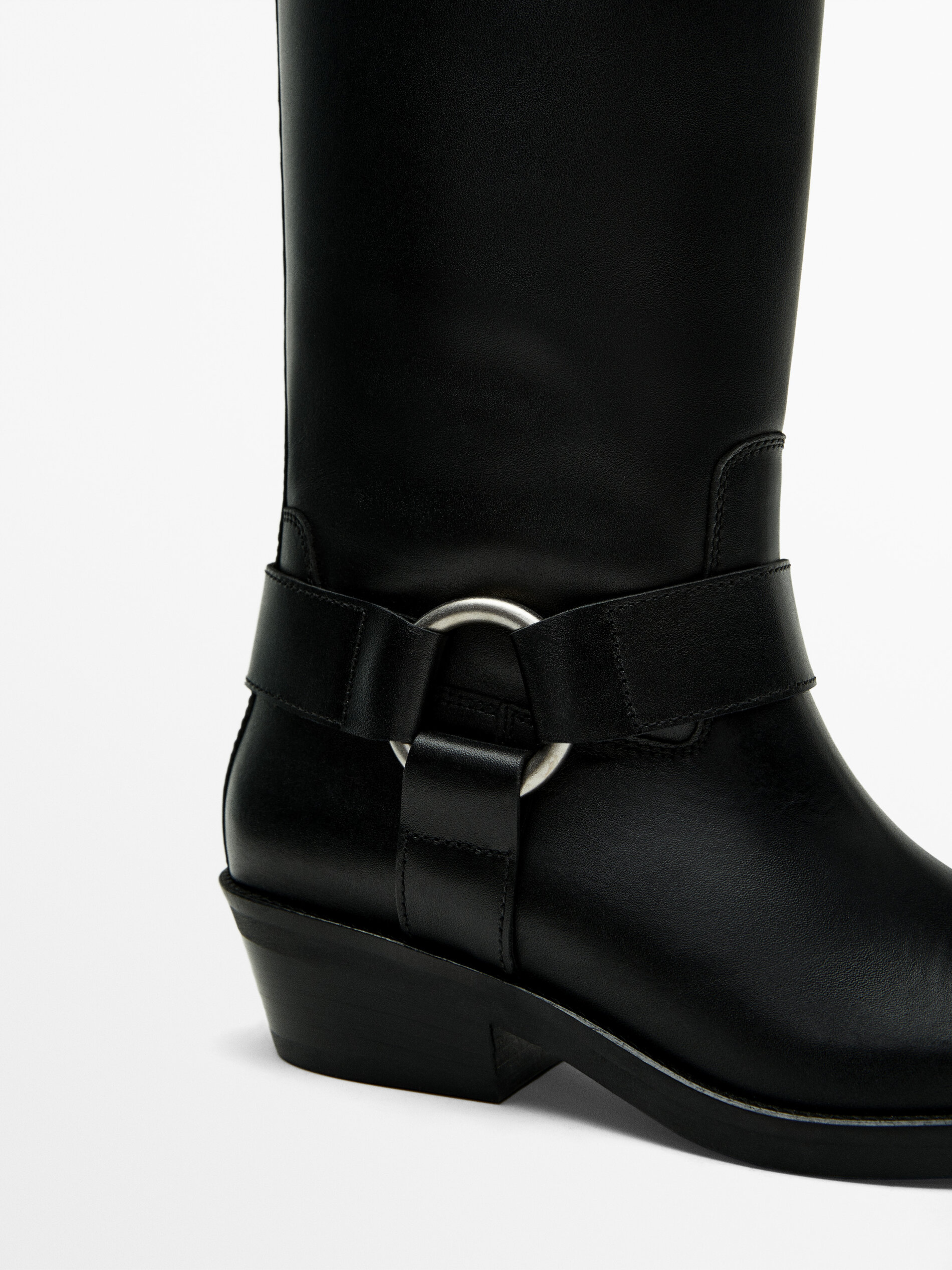 Massimo dutti hotsell black leather boots