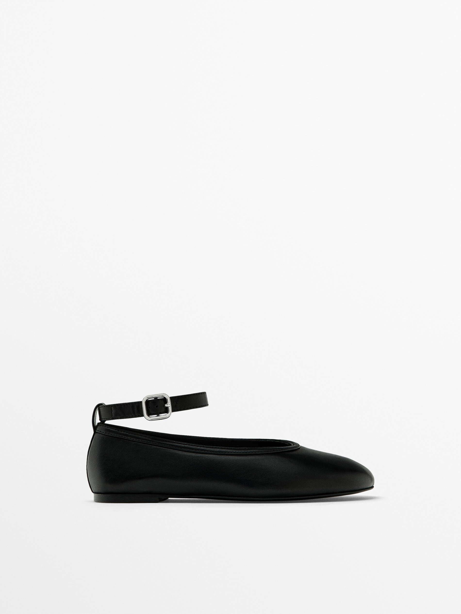 Strap ballet flats 2025