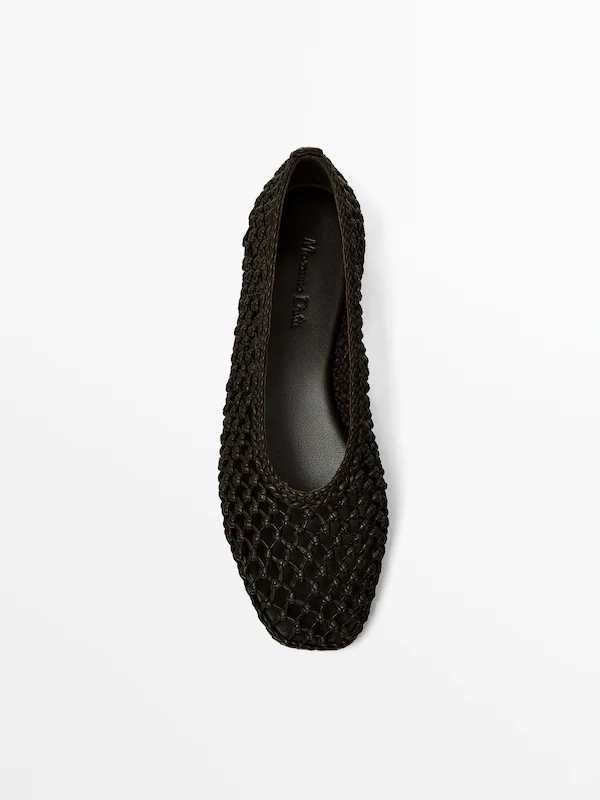Braided leather ballet flats · Brown · Flat Shoes | Massimo Dutti