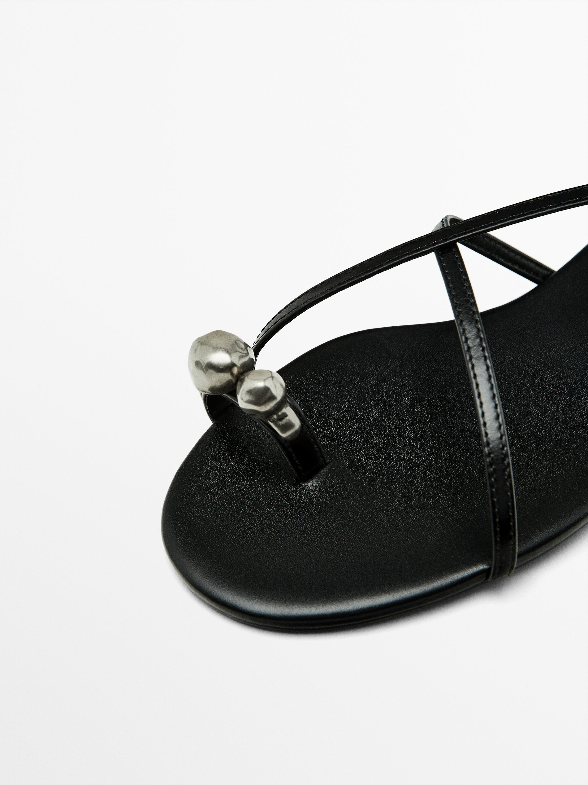 Black flat sale slippers