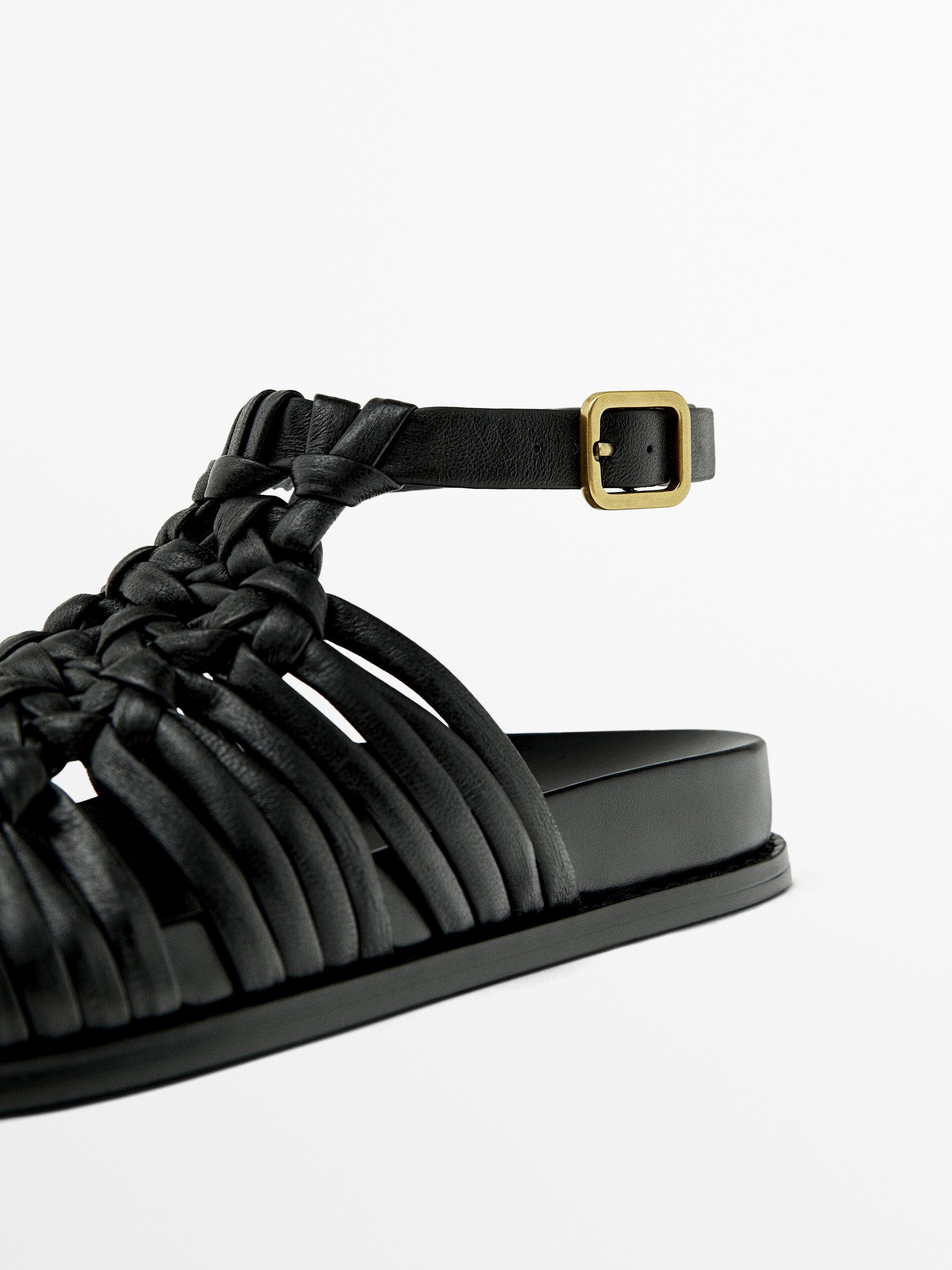 Massimo dutti flat sandals top