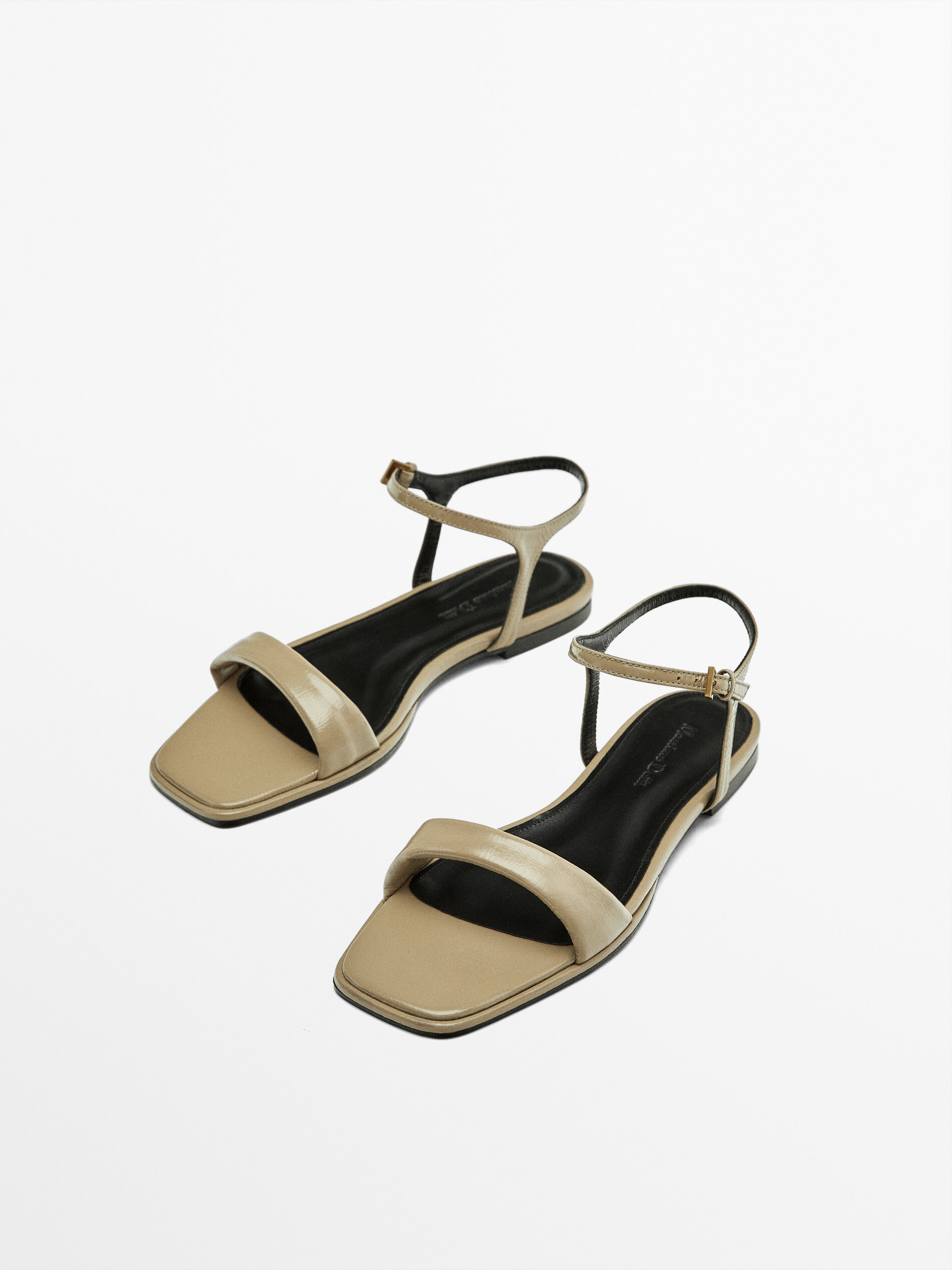 Massimo dutti flat sandals top