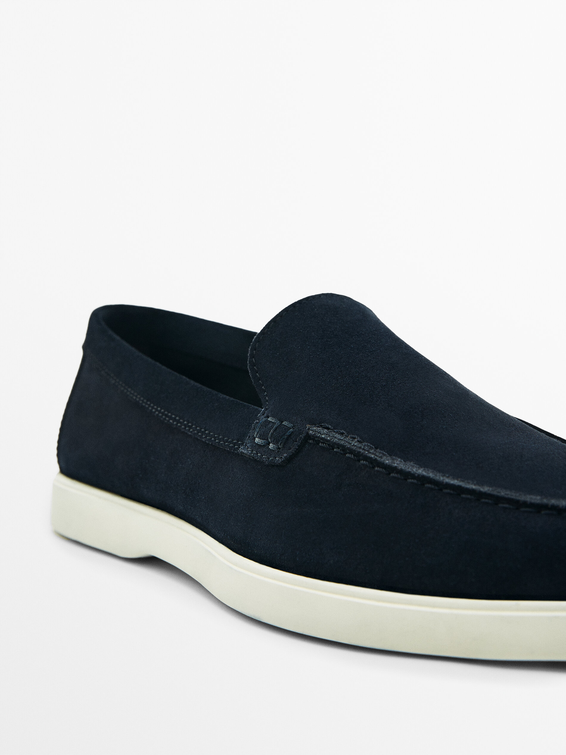 Split suede leather loafers · Blue · Shoes | Massimo Dutti