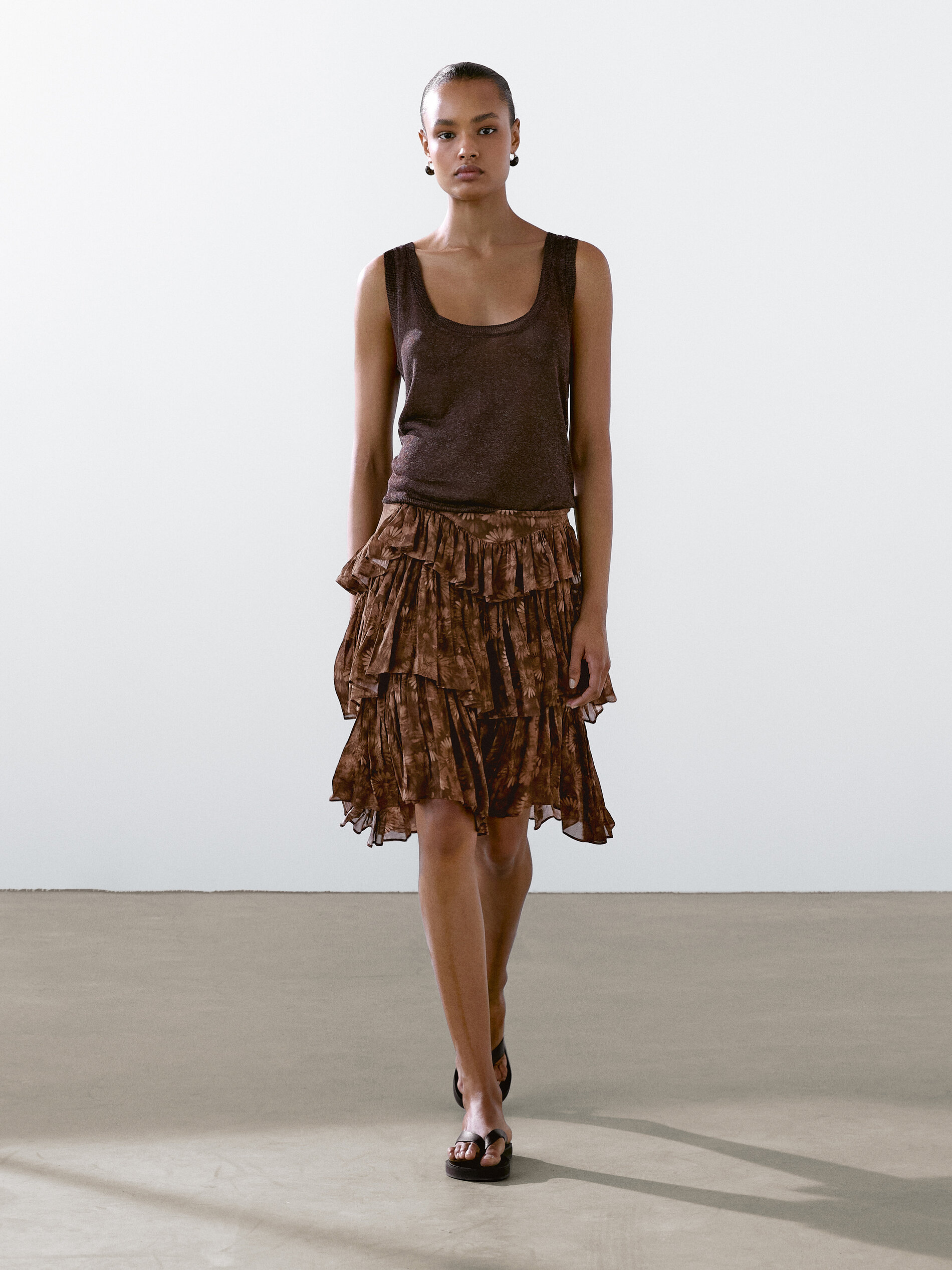 Jupe À Volants Et Imprimé Floral - Chocolat - 34 - Massimo Dutti - Femme