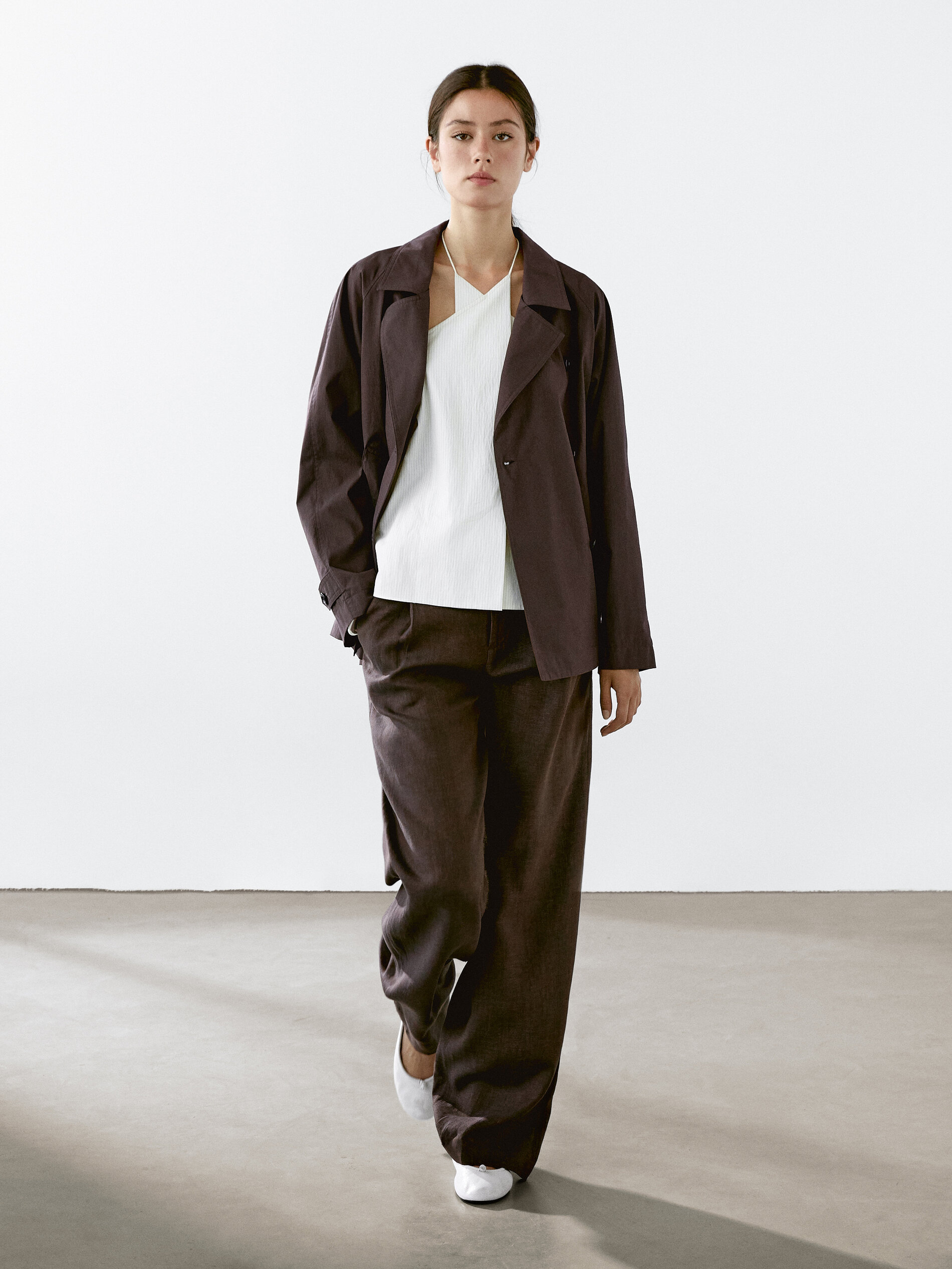 Trench Con Dettaglio Posteriore In Misto Cotone - Bordeaux - M - Massimo Dutti - Femminile