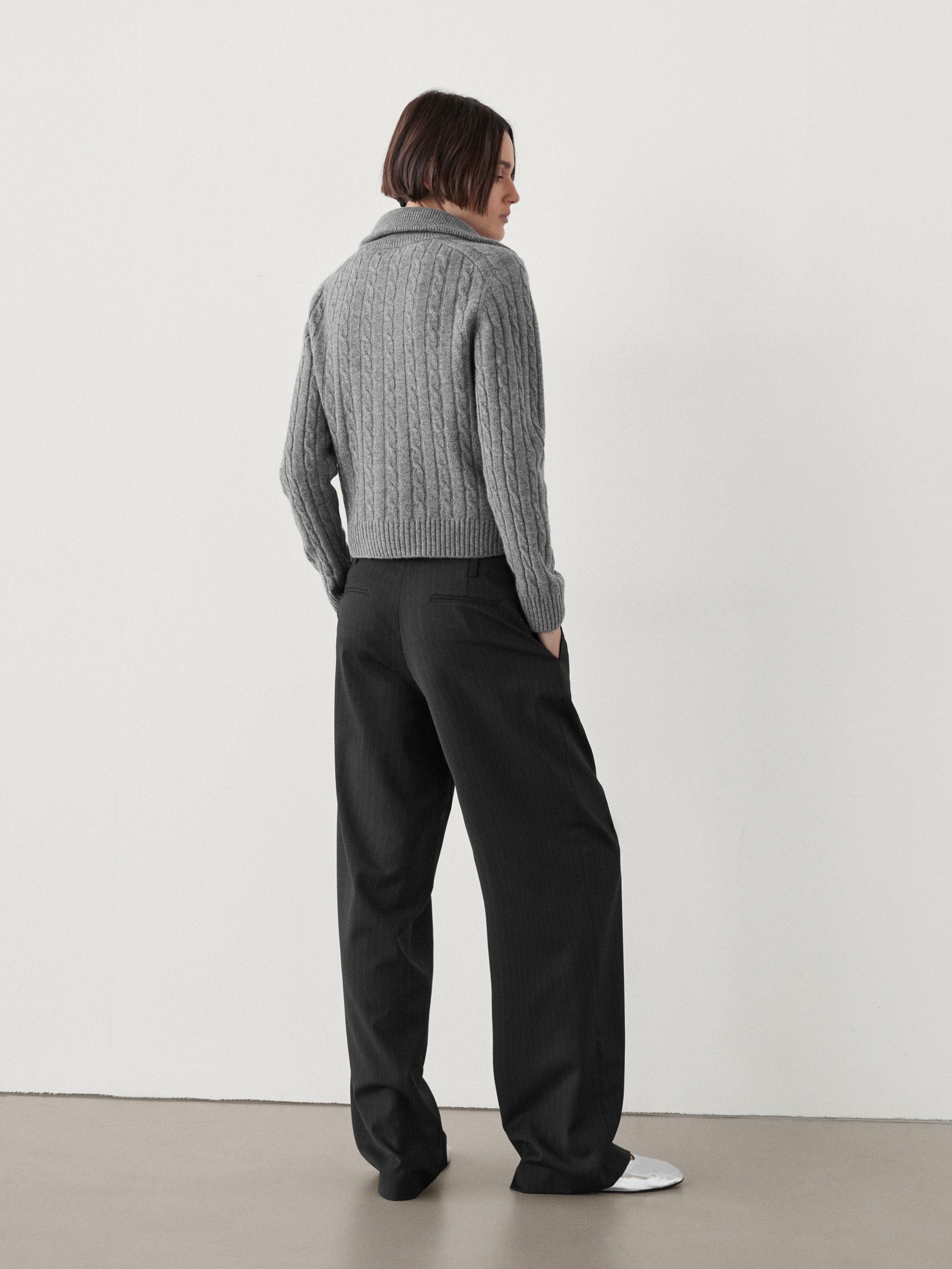 Straight fit pilili ince çizgili pantolon_2
