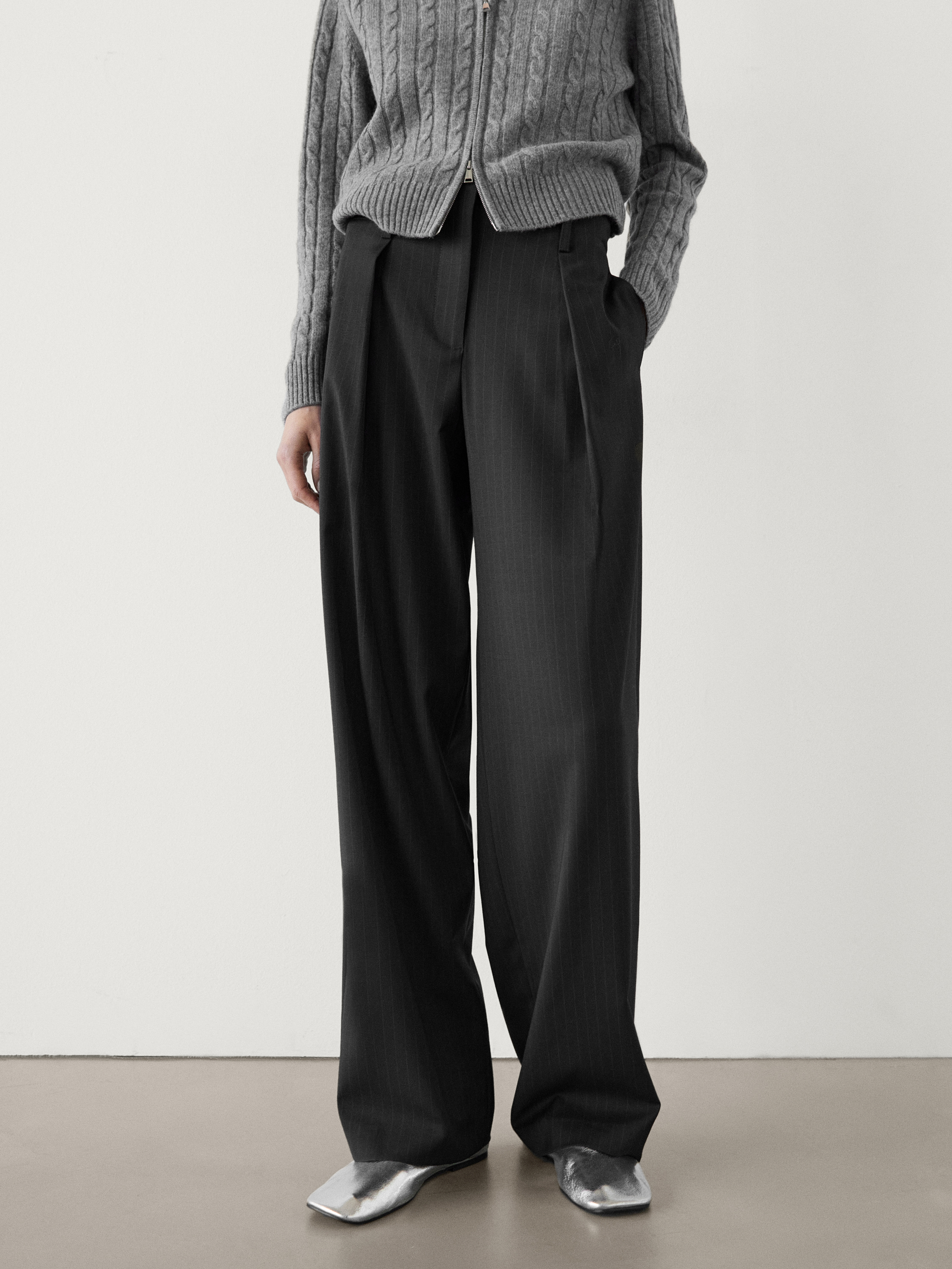 Straight fit pilili ince çizgili pantolon_5