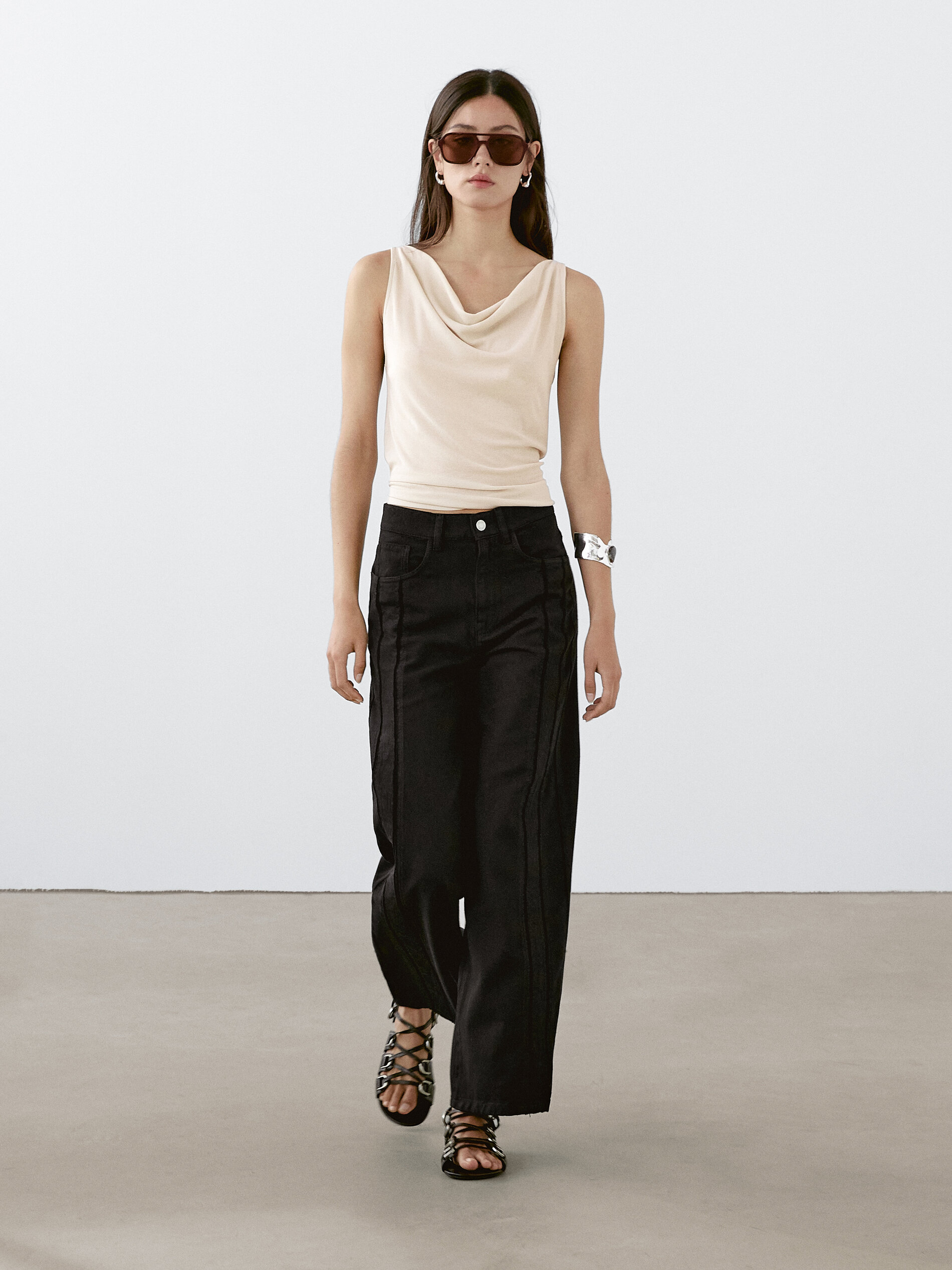 Jean Wide Leg Taille Haute Avec Découpes - Noir - 36 - Massimo Dutti - Femme