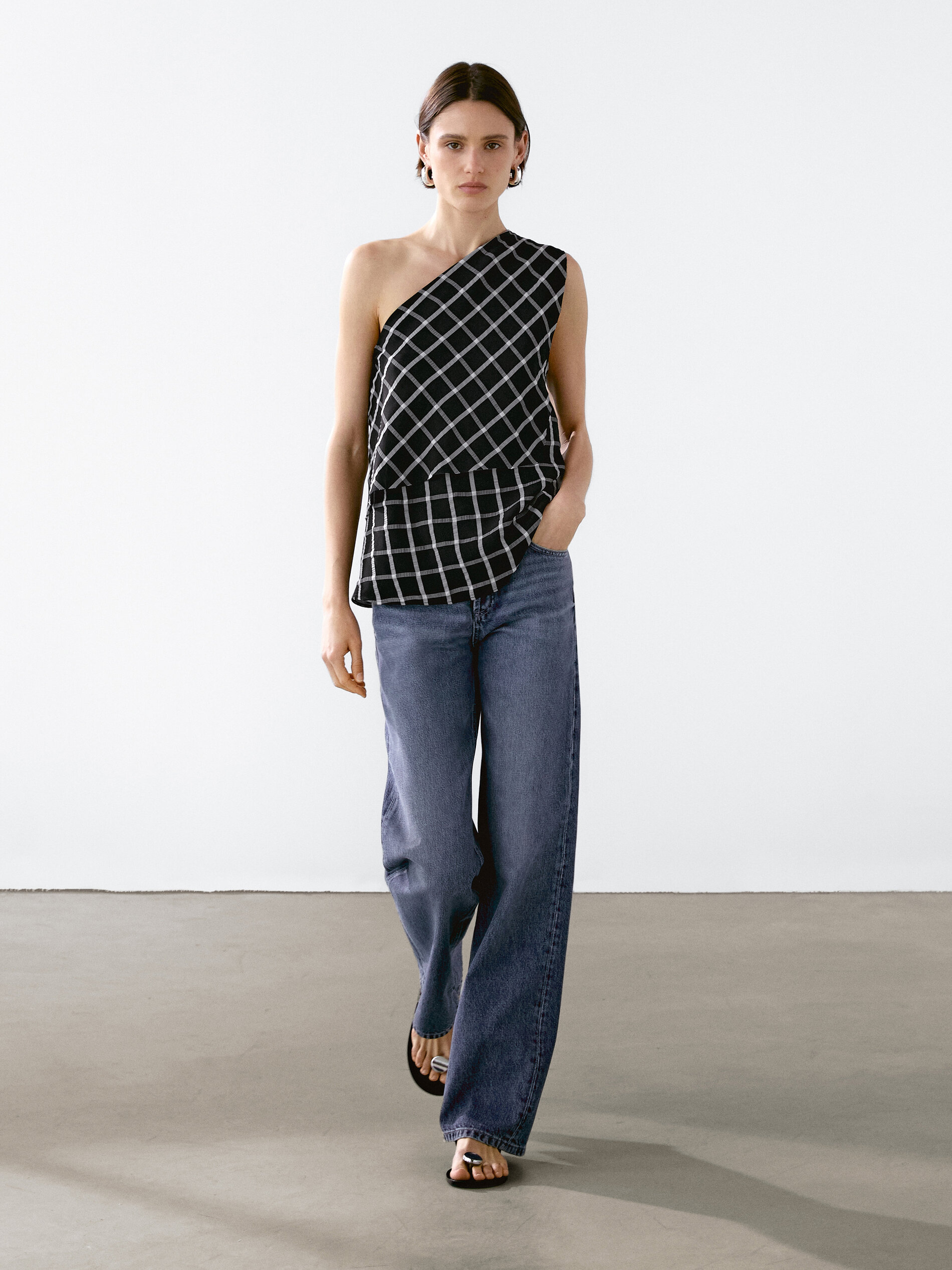 Top À Carreaux Et Décolleté Asymétrique - Noir - Xs - Massimo Dutti - Femme