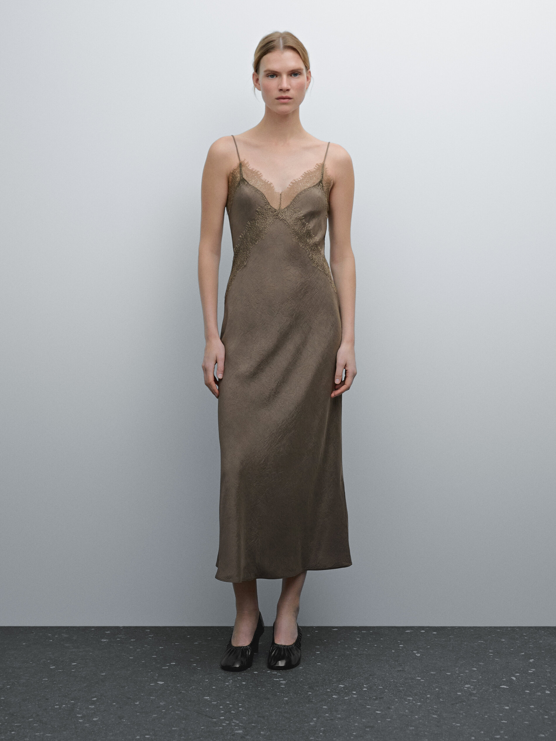 Robe Midi Style Nuisette Satinée - Beige - L - Massimo Dutti - Femme