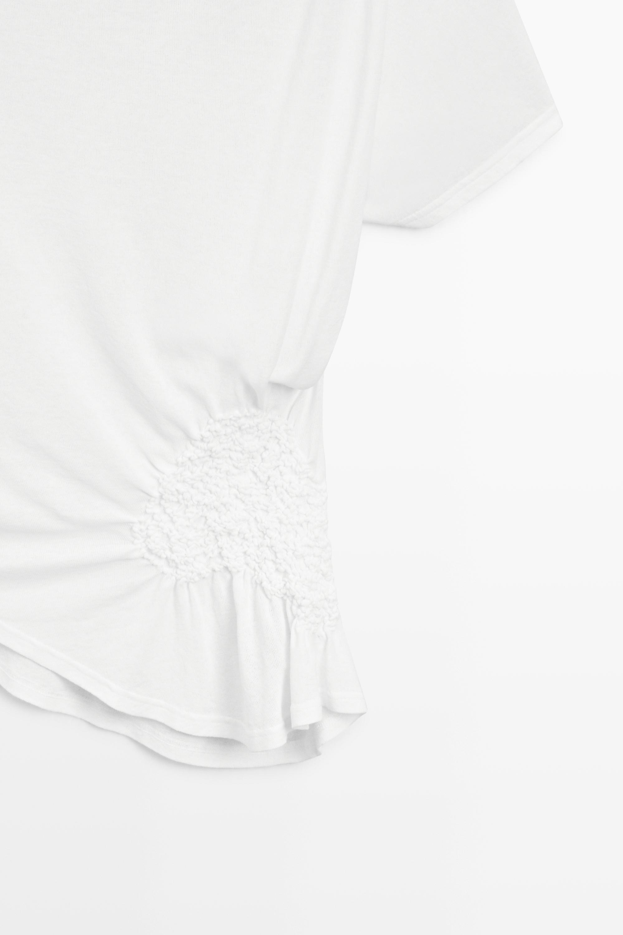 Asymmetric top with embroidered detail — Off white
