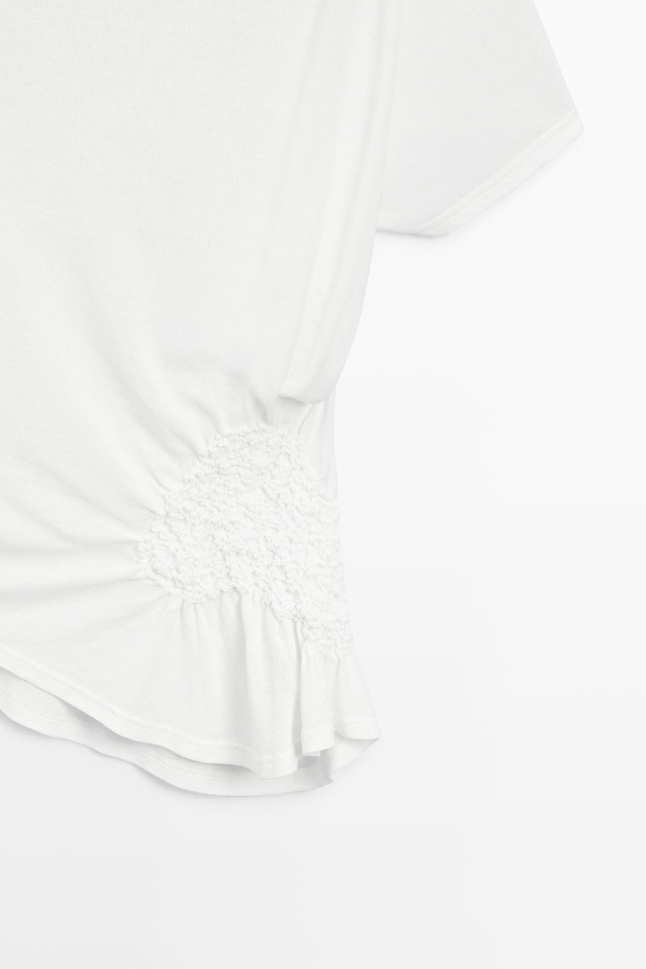 Asymmetric top with embroidered detail — Off white