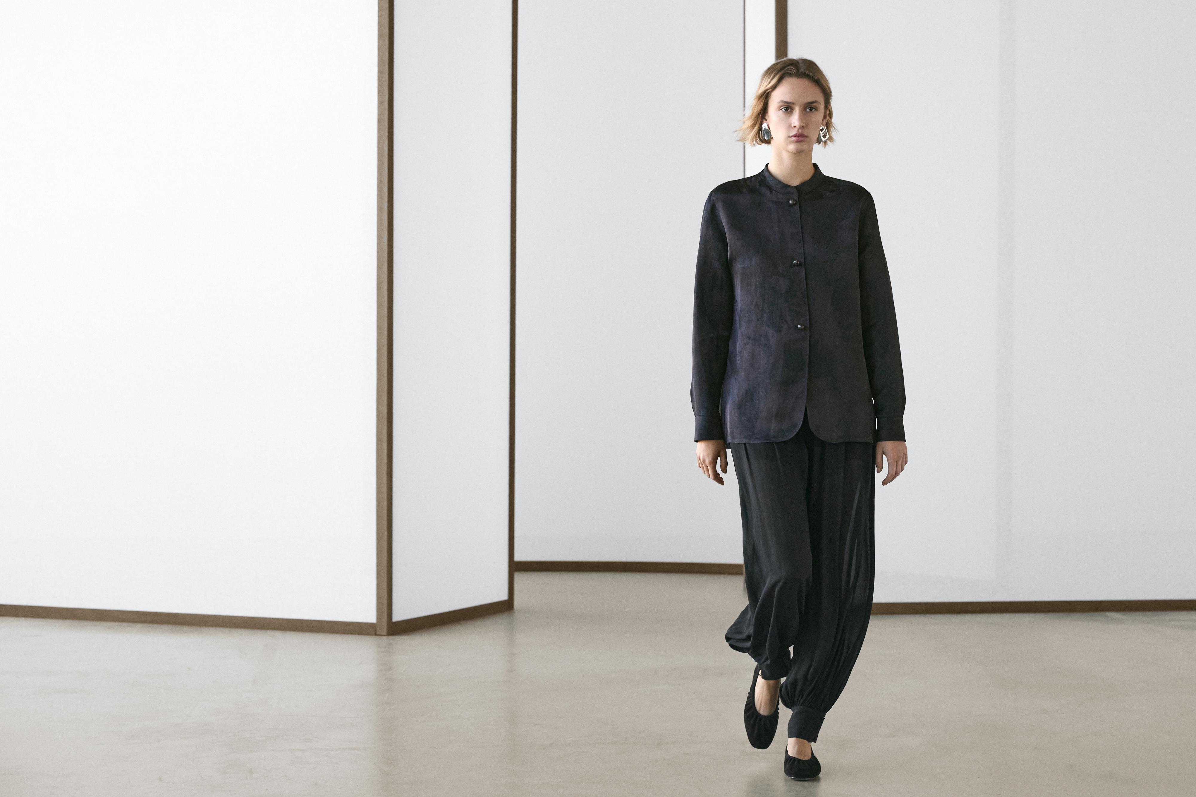 Flowing jacquard shirt — NAVY BLUE