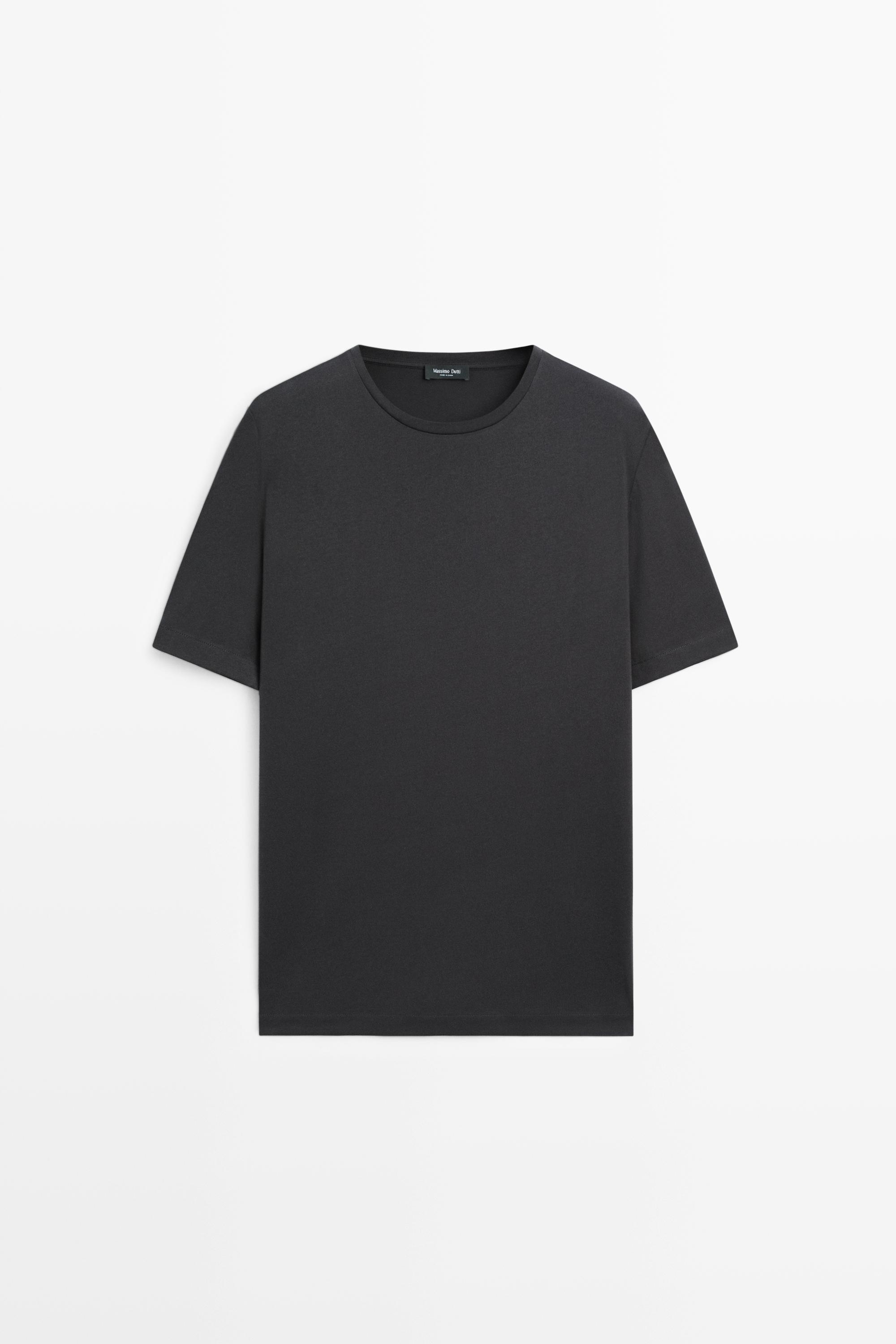 T-shirt shoulder detail 100% cotton