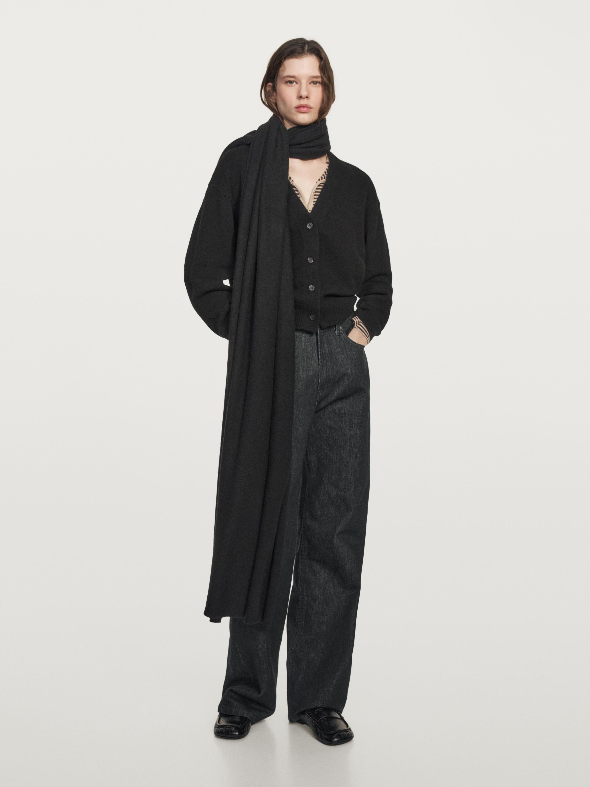 Wool blend V-neck cardigan