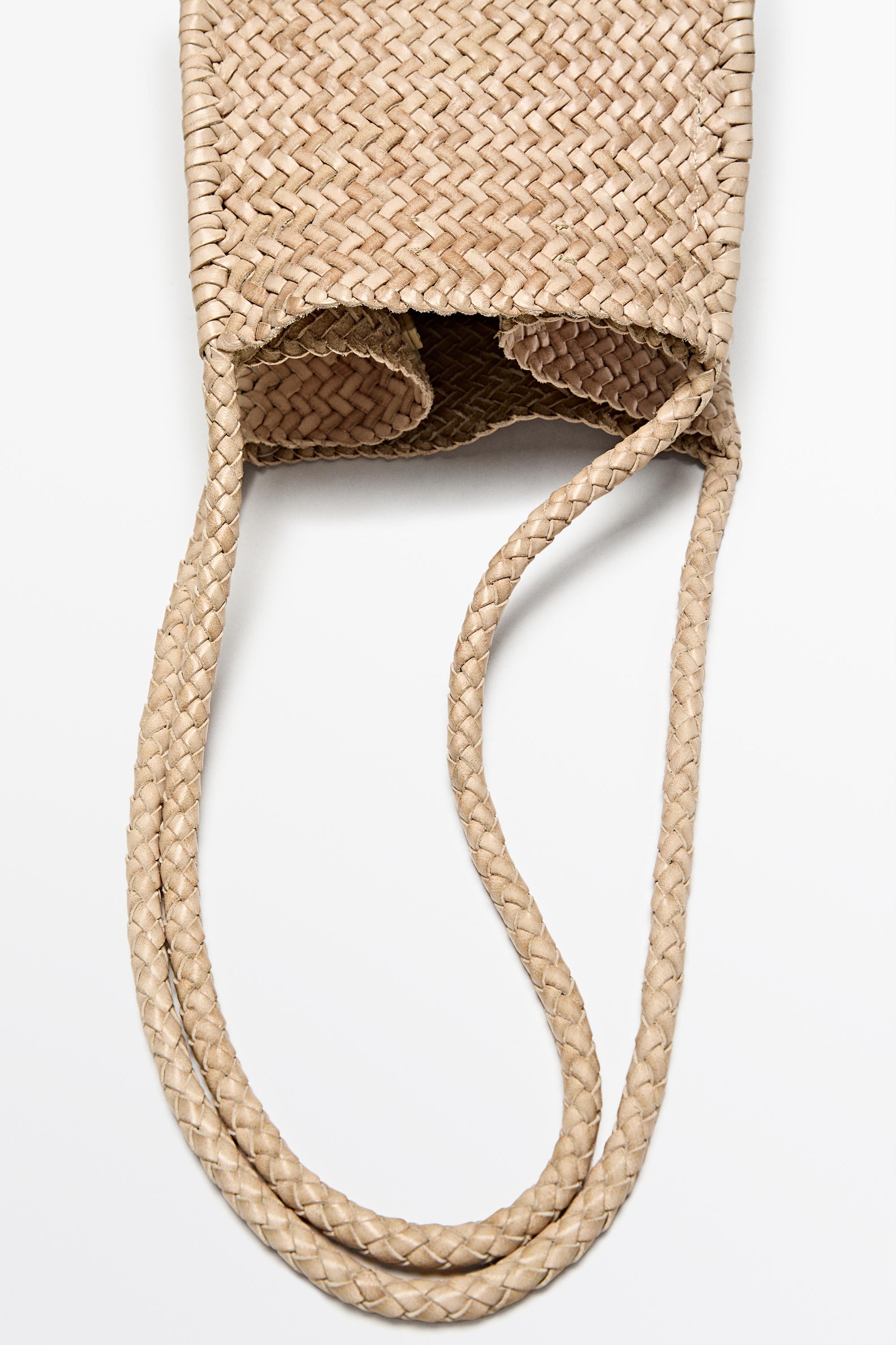 Nappa leather woven bucket bag — CREAM