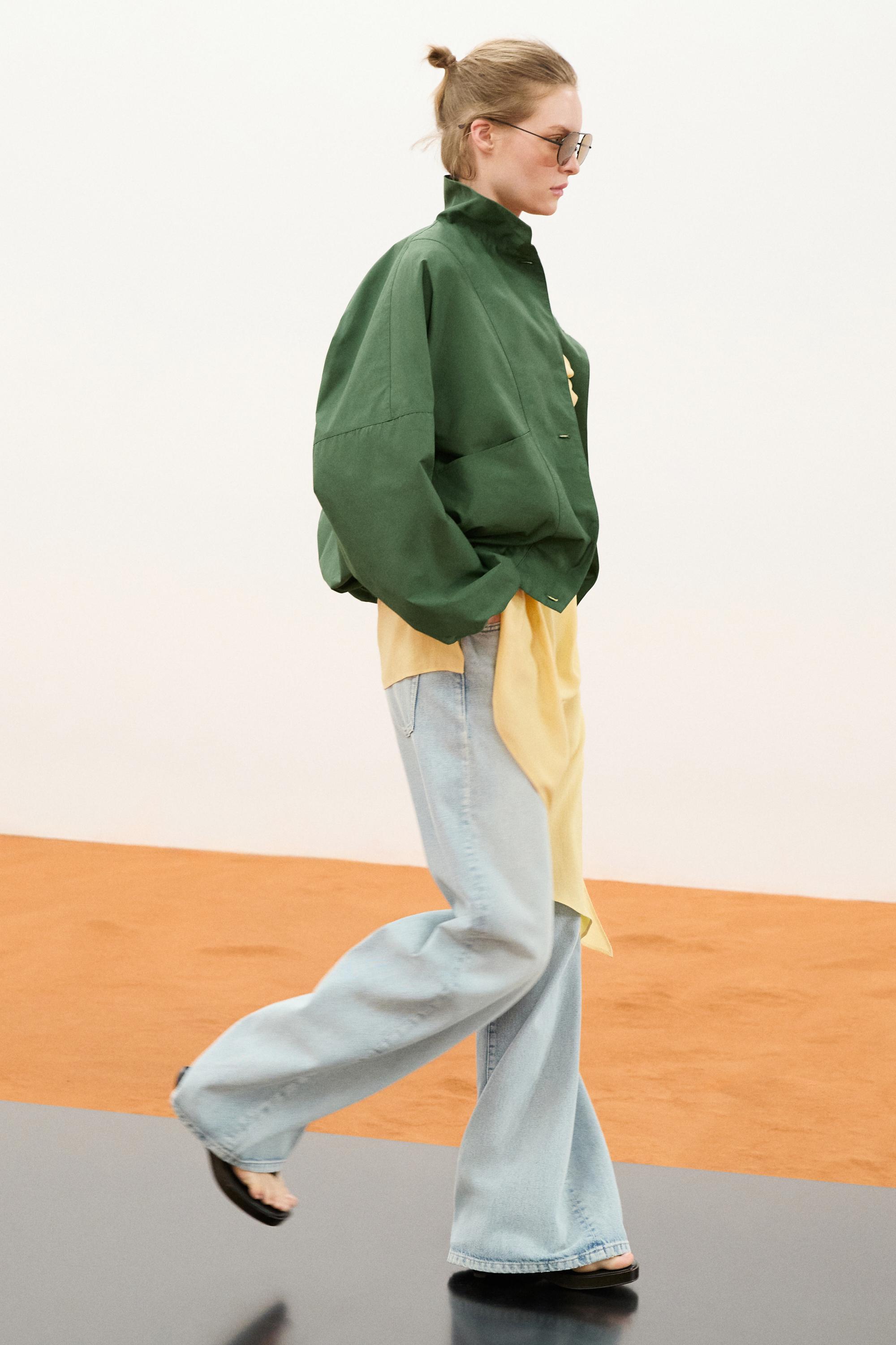 Chaqueta bomber abullonada