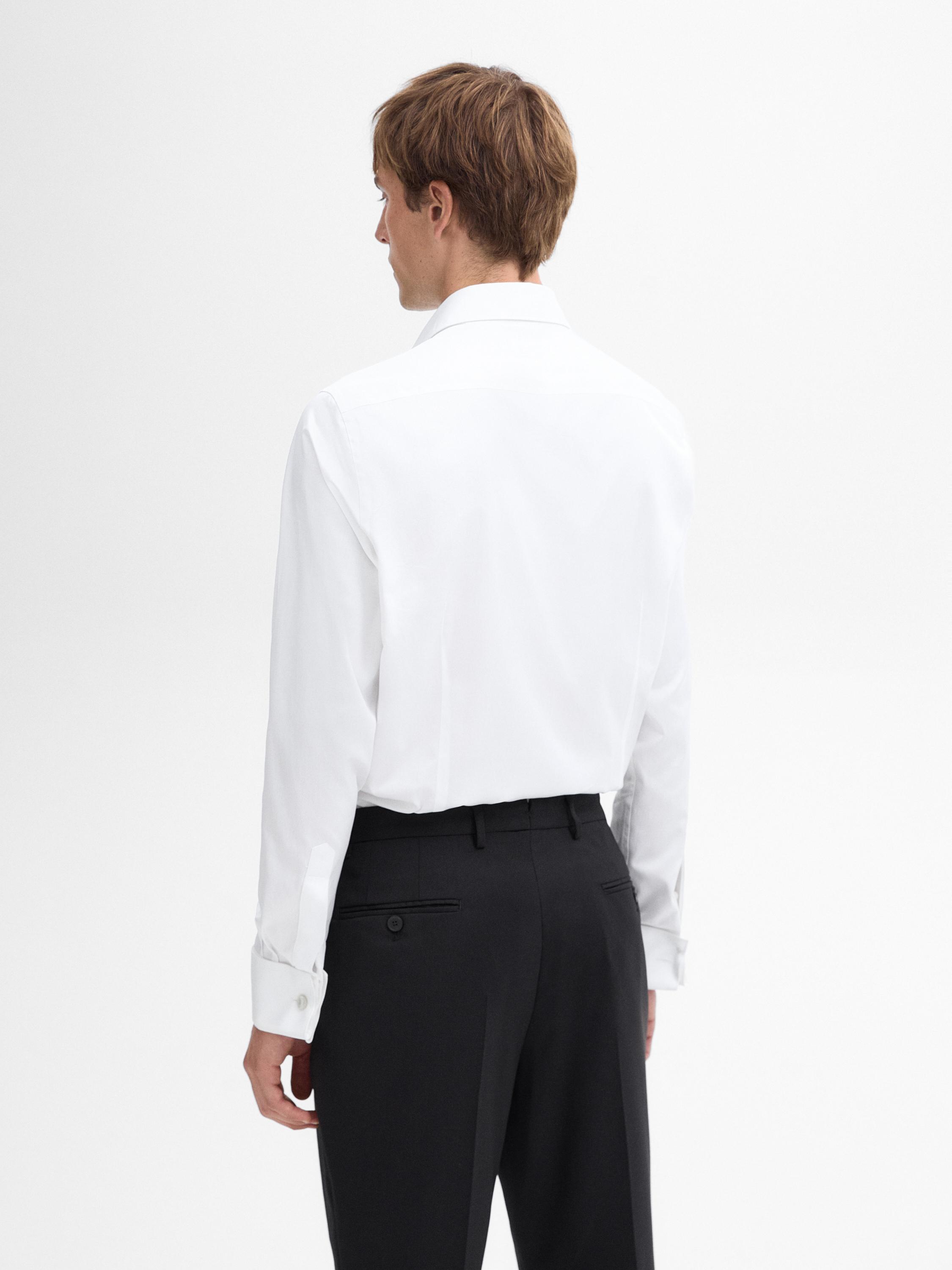 Slim fit cotton shirt with double cuffs