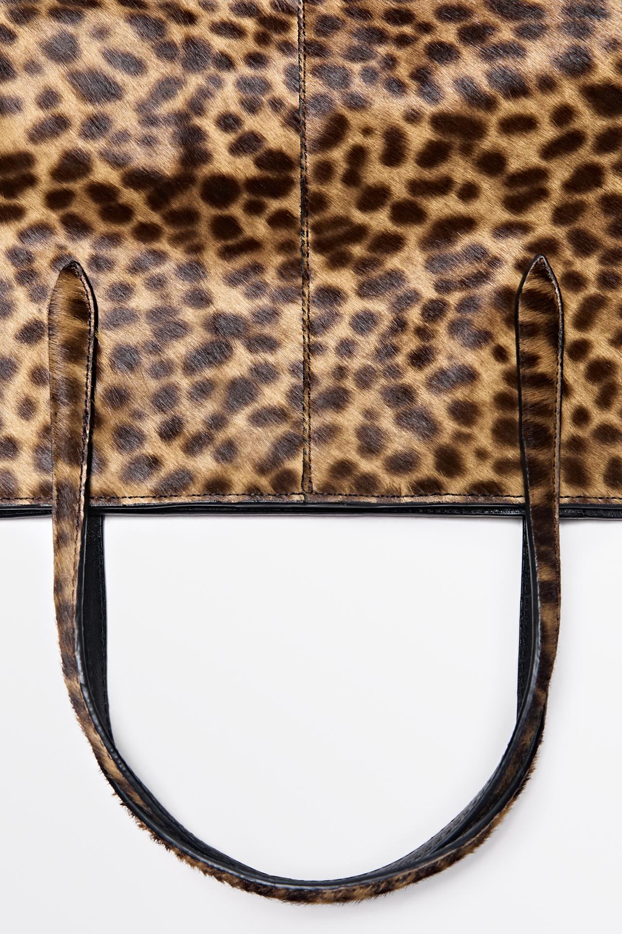Medium tote bag in leather with fur — ECRU