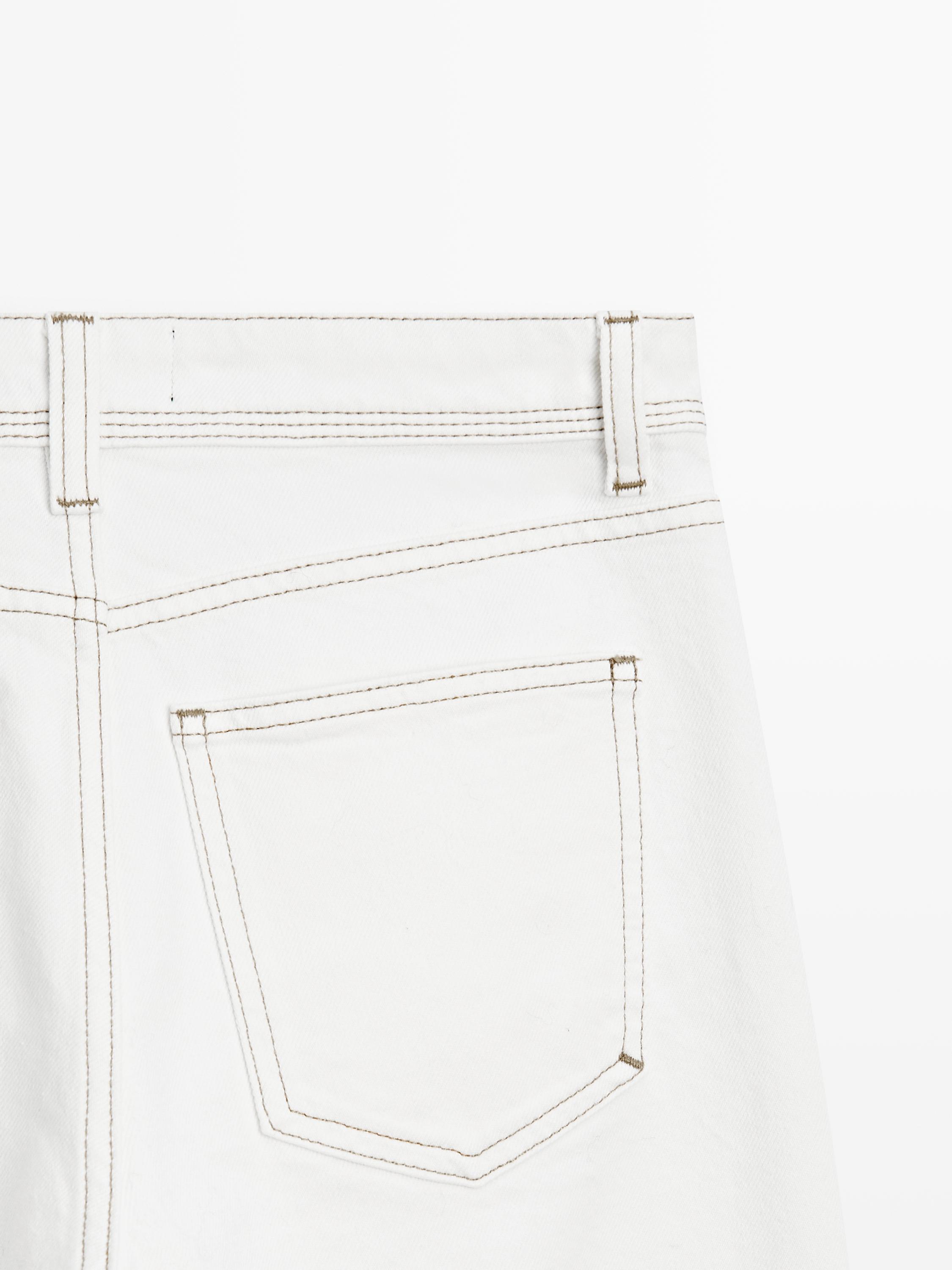 Straight-leg jeans with hem detail — WHITE