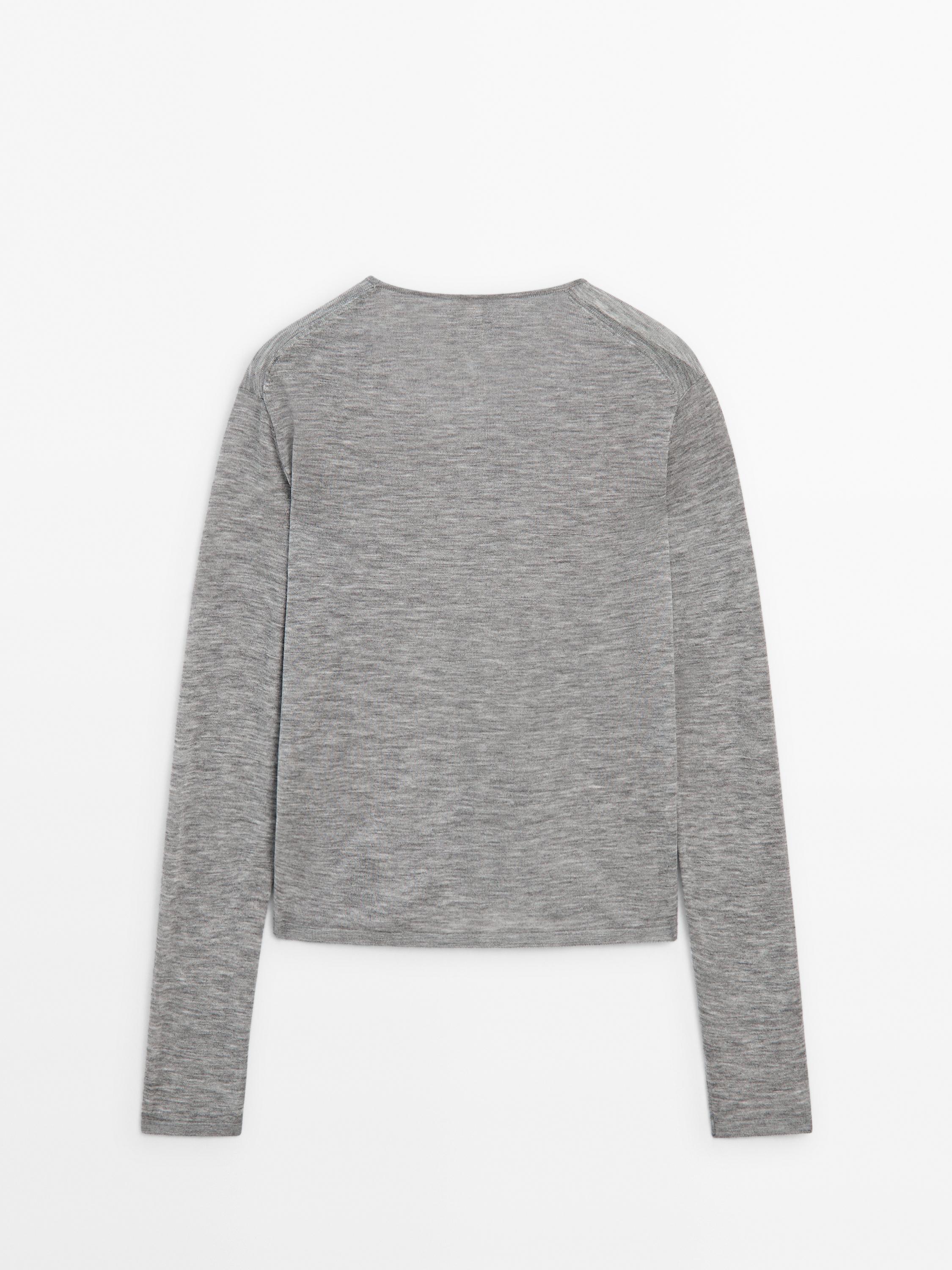 100% wool knit sweater