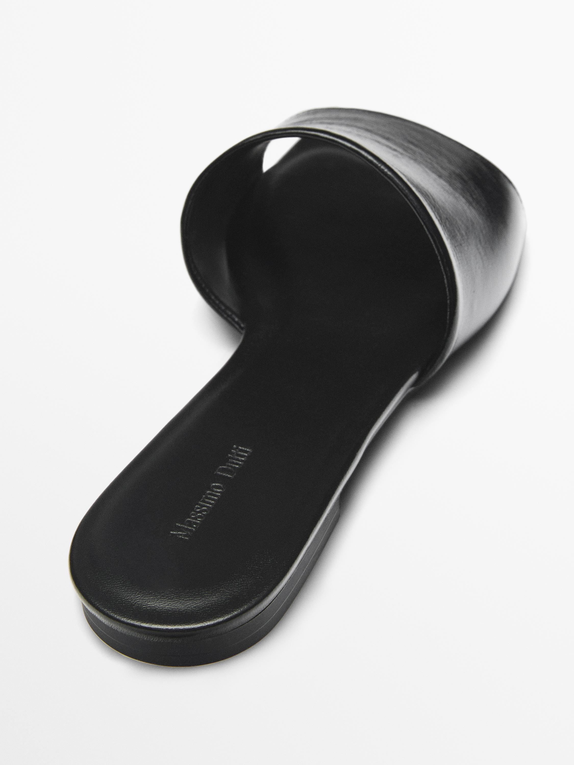 Leather vamp sandals