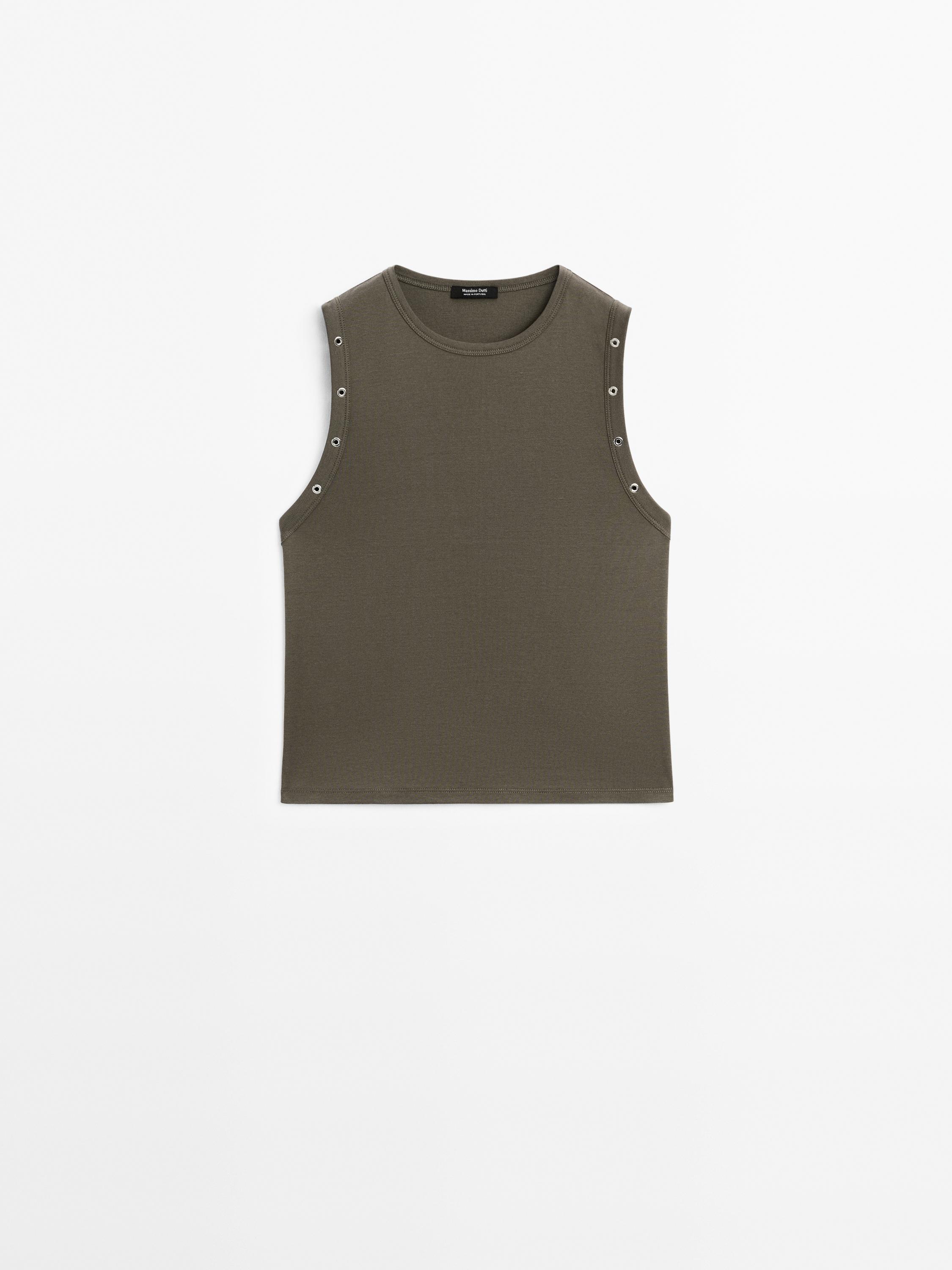 Cropped T-shirt with eyelets