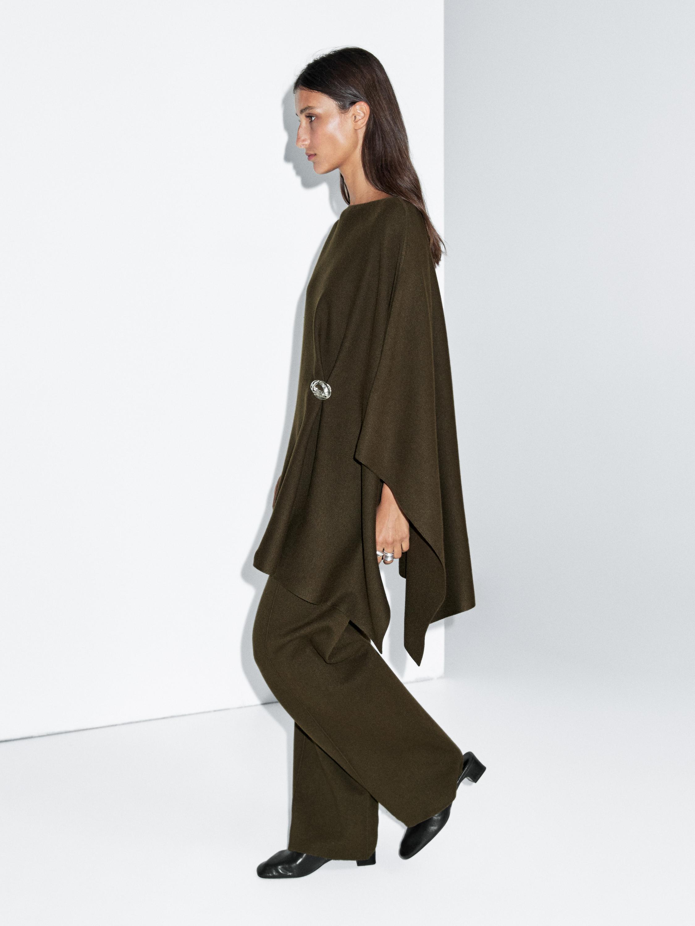 Wide-leg knit trousers with seam detail