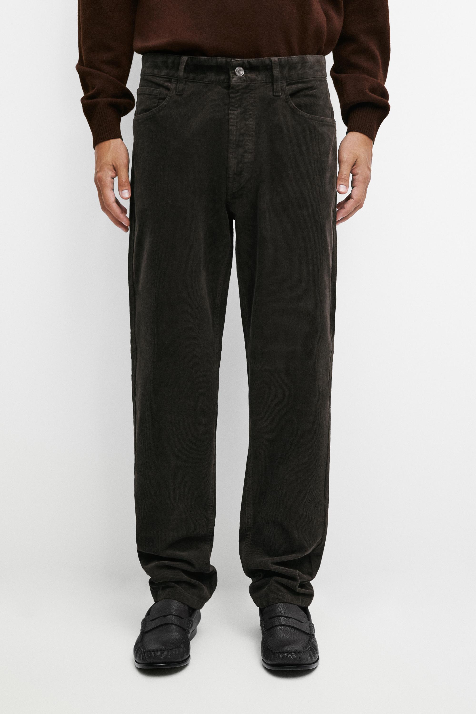 Sztruksowe spodnie tapered fit
