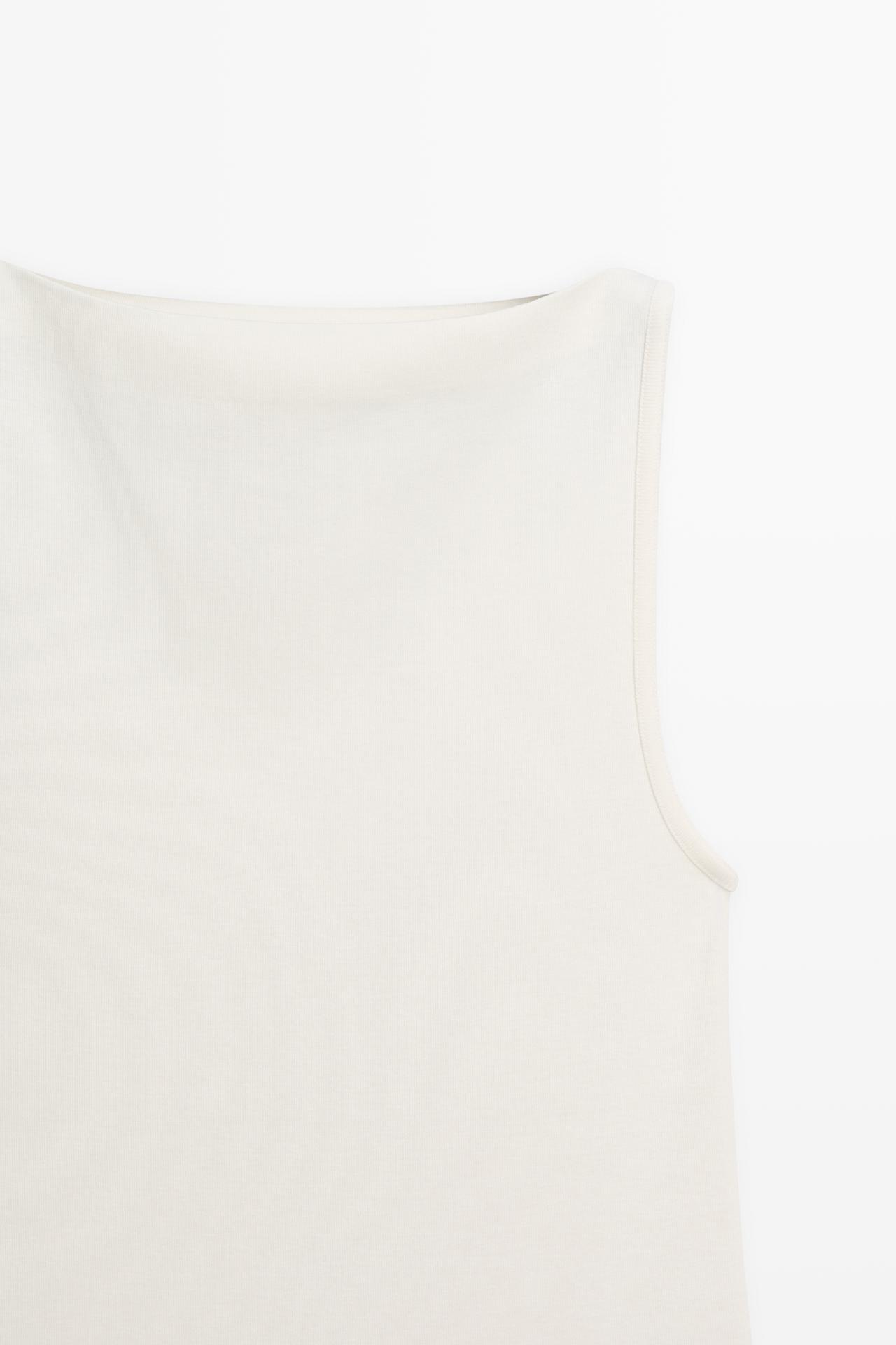 100% cotton straight neckline T-shirt — CREAM