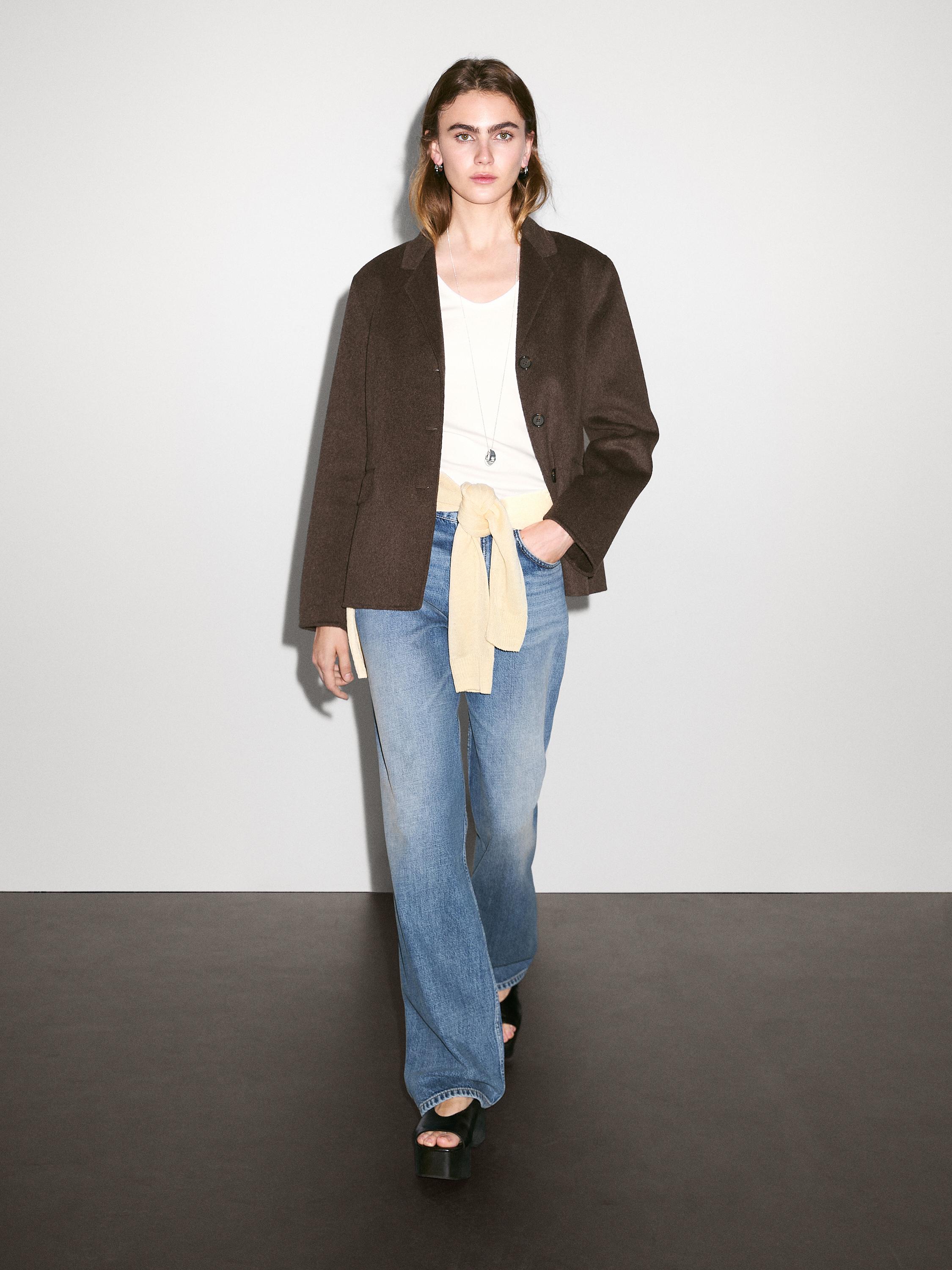 Wool blend blazer with tailored collar