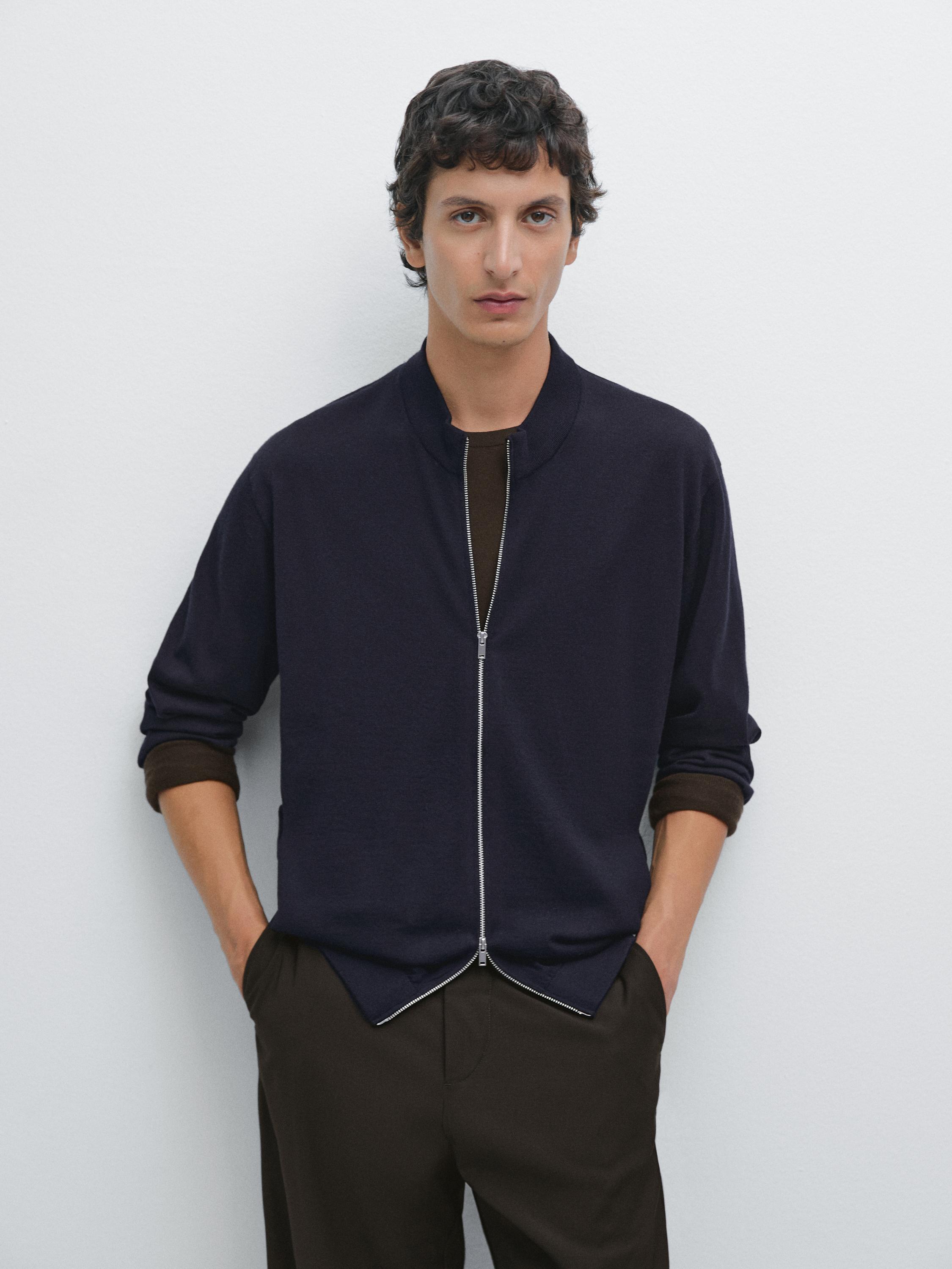 100% merino wool zip-up knit cardigan