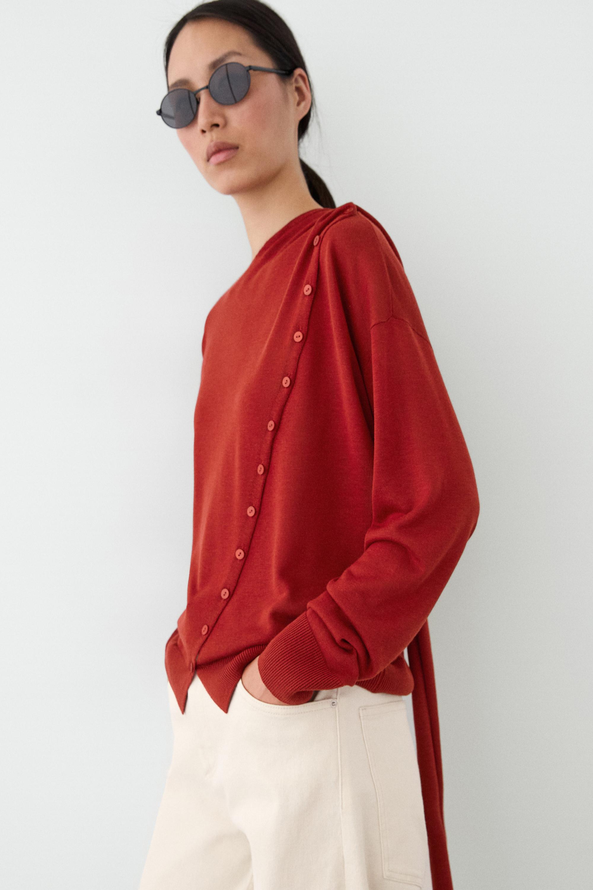 Cardigan with buttoned scarf detail — RED