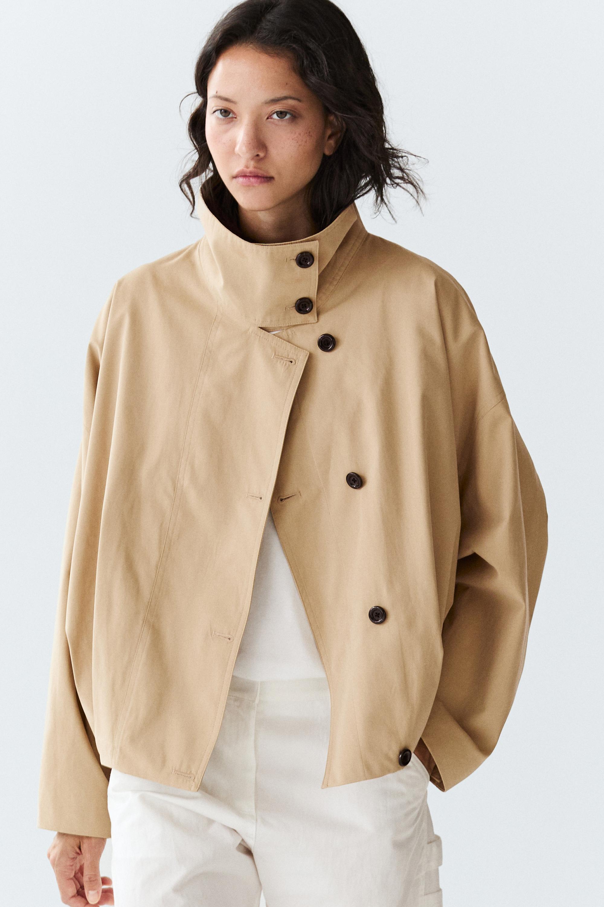 Pleated stand-collar bomber jacket — Beige