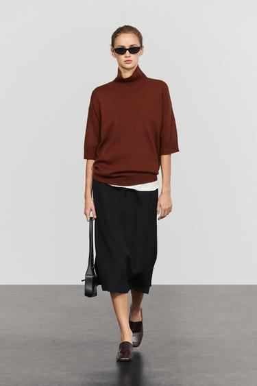 Wool knit sweater with mock turtleneck — BURGUNDY 1
