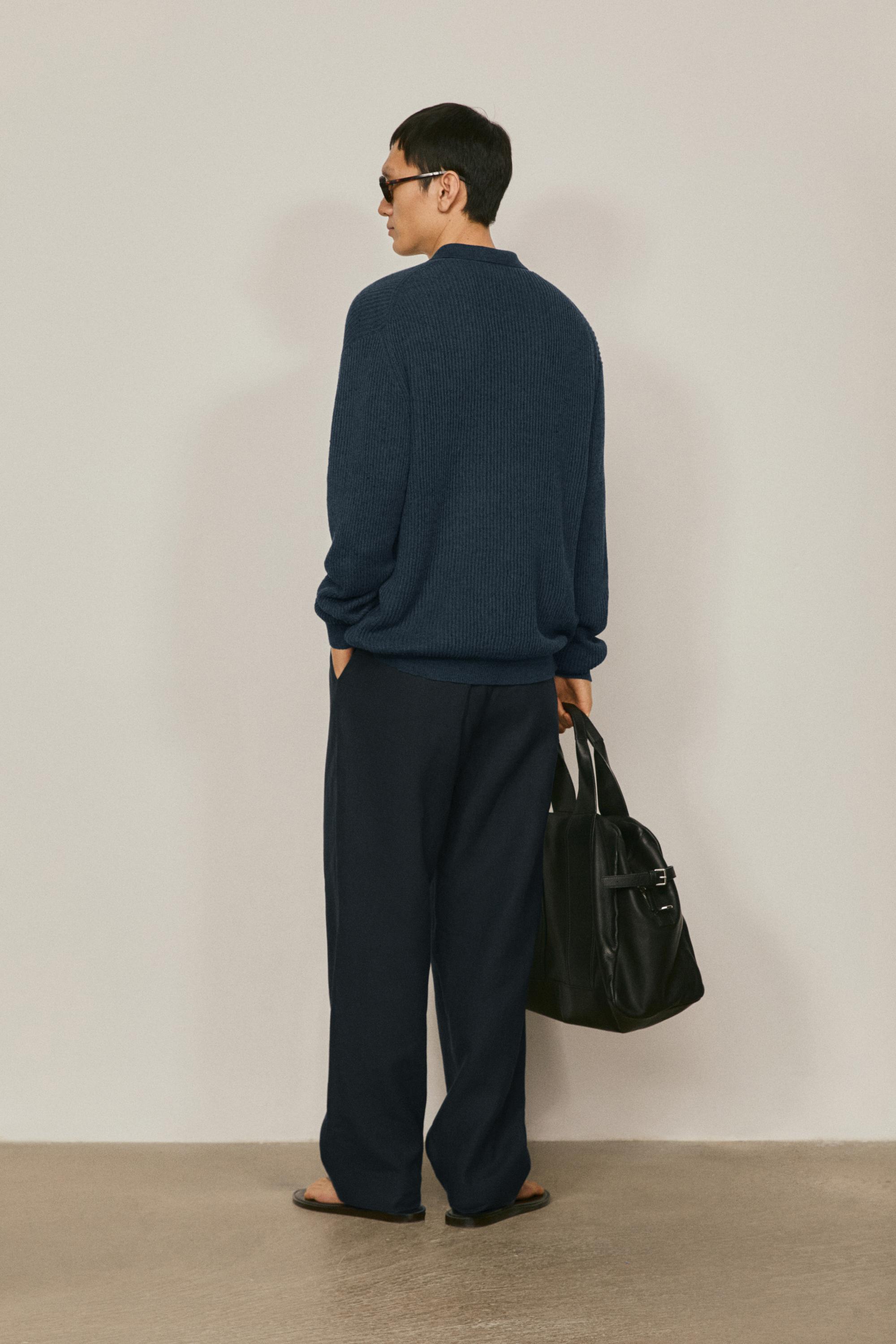 Knit V-neck cardigan - LIMITED EDITION — NAVY BLUE
