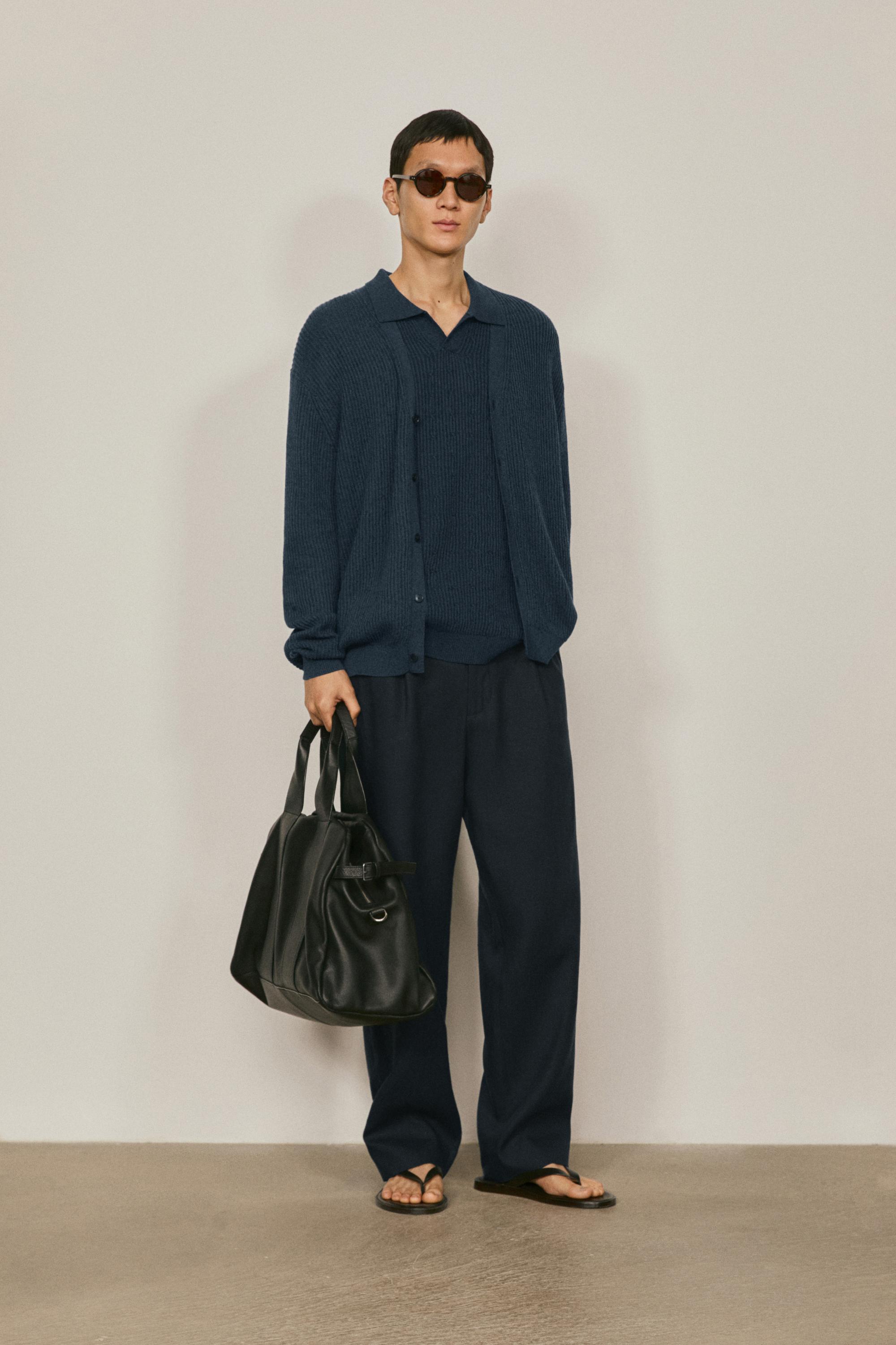 Knit V-neck cardigan - LIMITED EDITION — NAVY BLUE