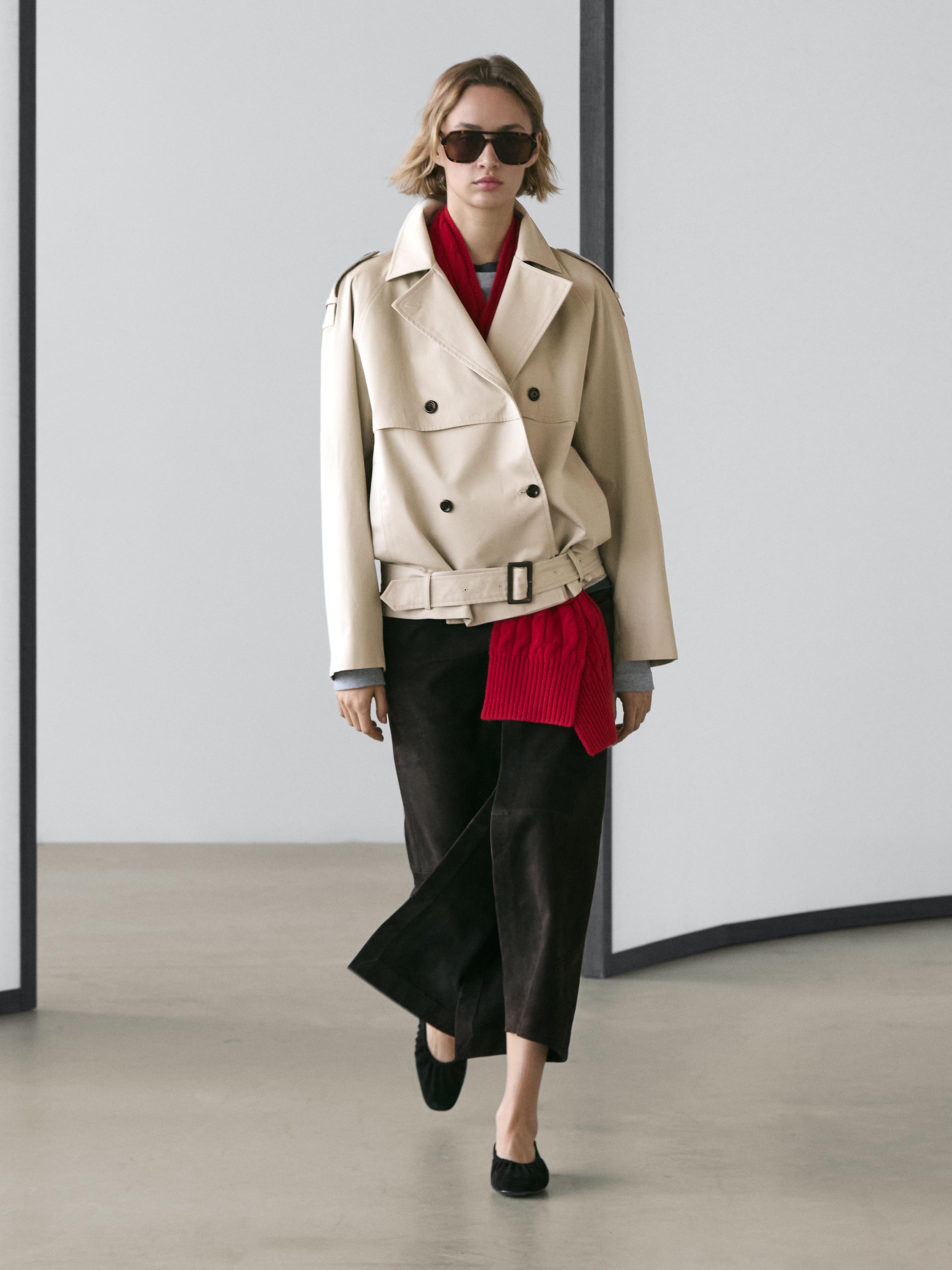 Short trench coat with belt detail