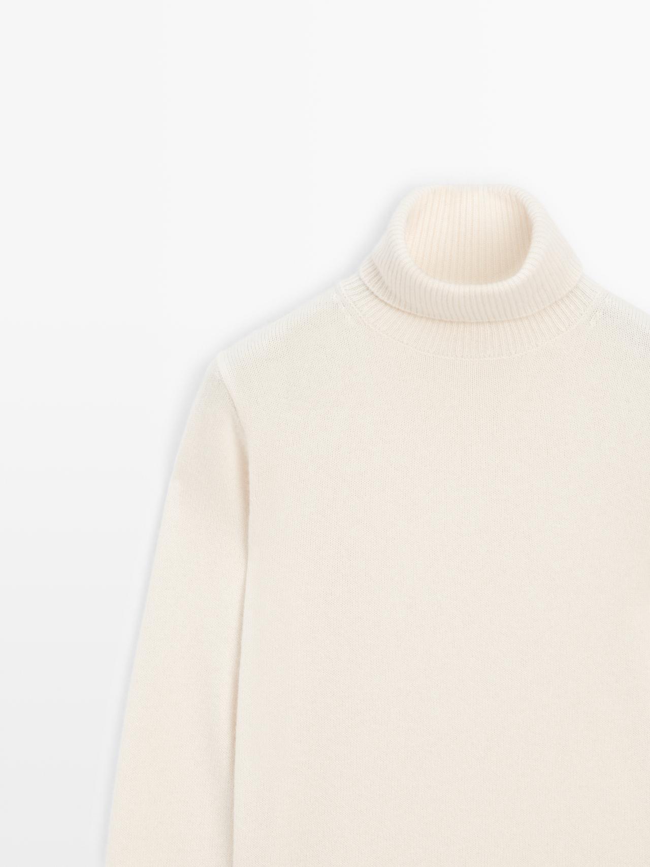 Wool blend turtleneck knit sweater — CREAM