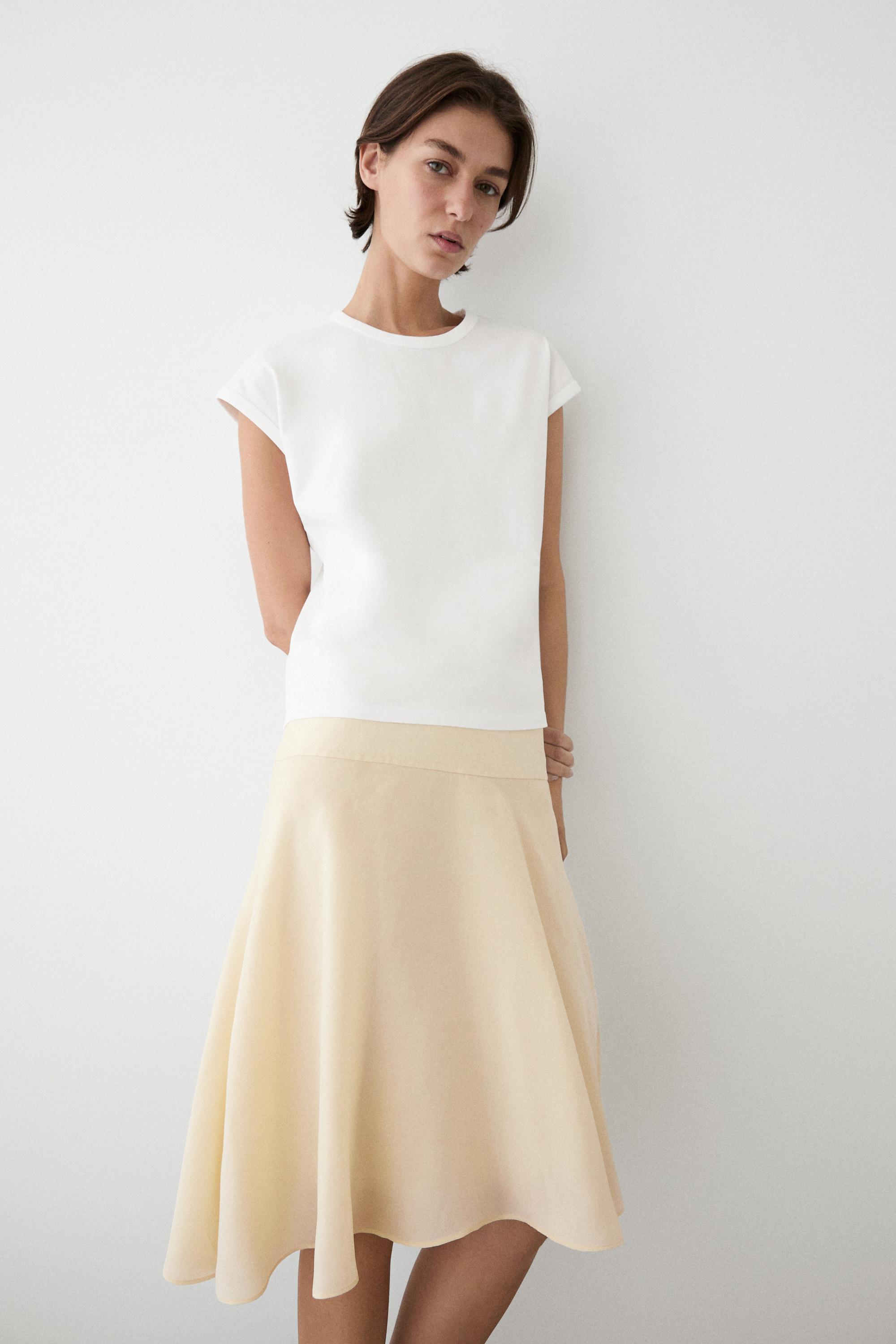 Flowing asymmetric midi skirt — Gold