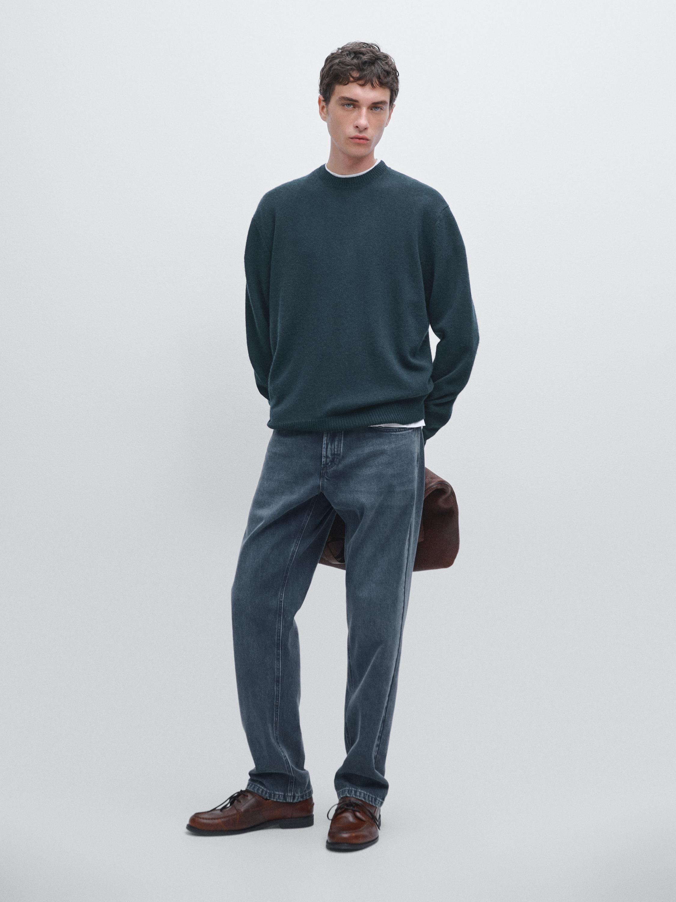 Camisola de malha com decote redondo em mistura de lã