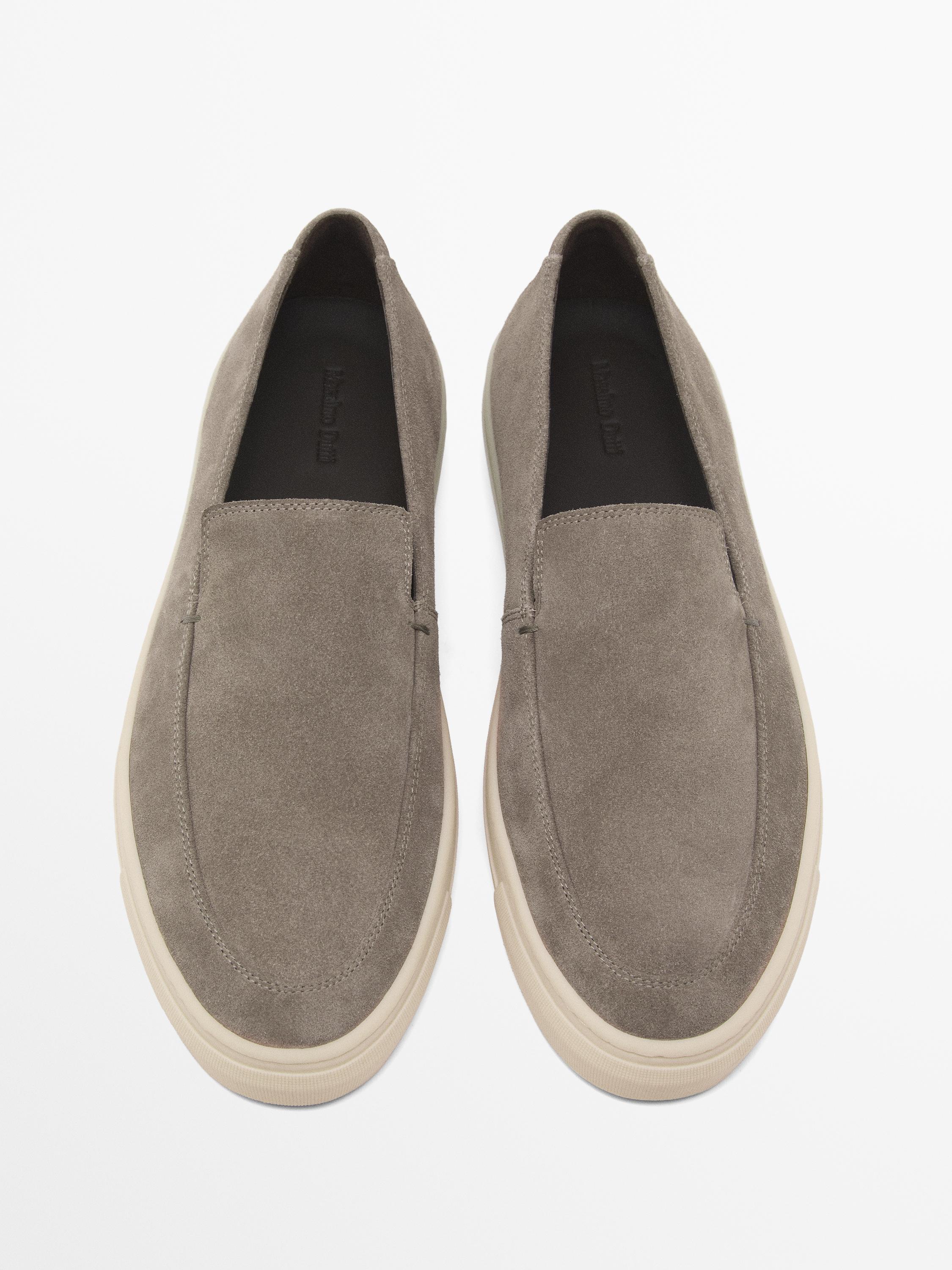SPLIT SUEDE MOCCASINS