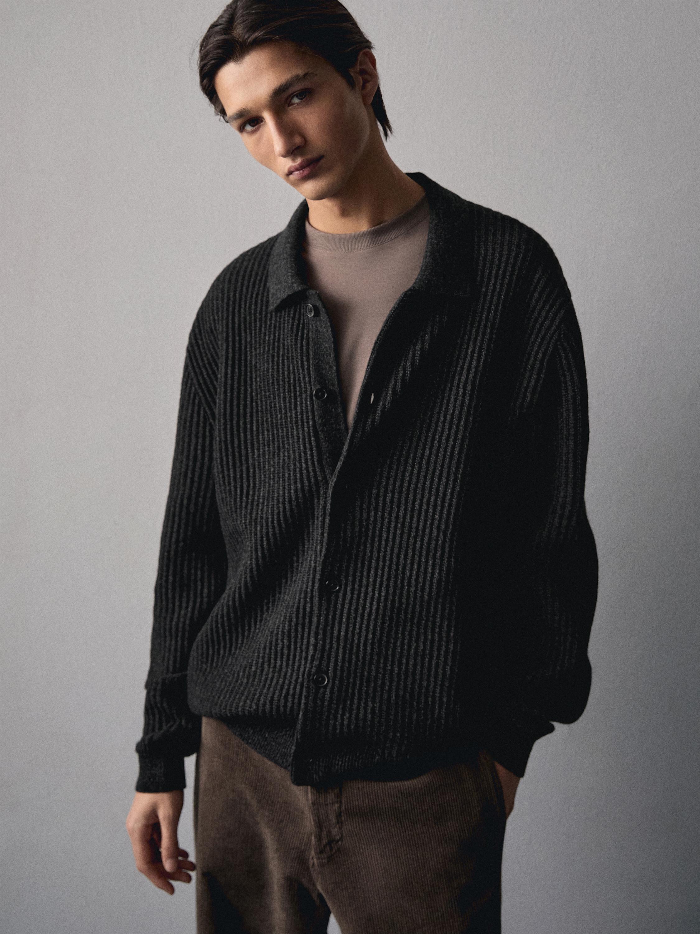 Knit cotton and wool blend cardigan with buttons