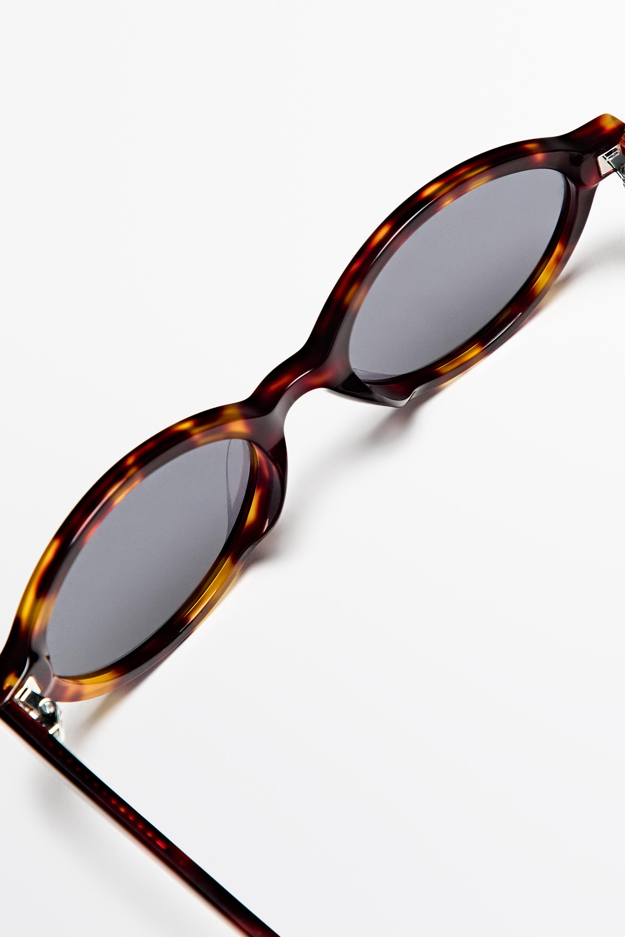 Oval sunglasses — BROWN