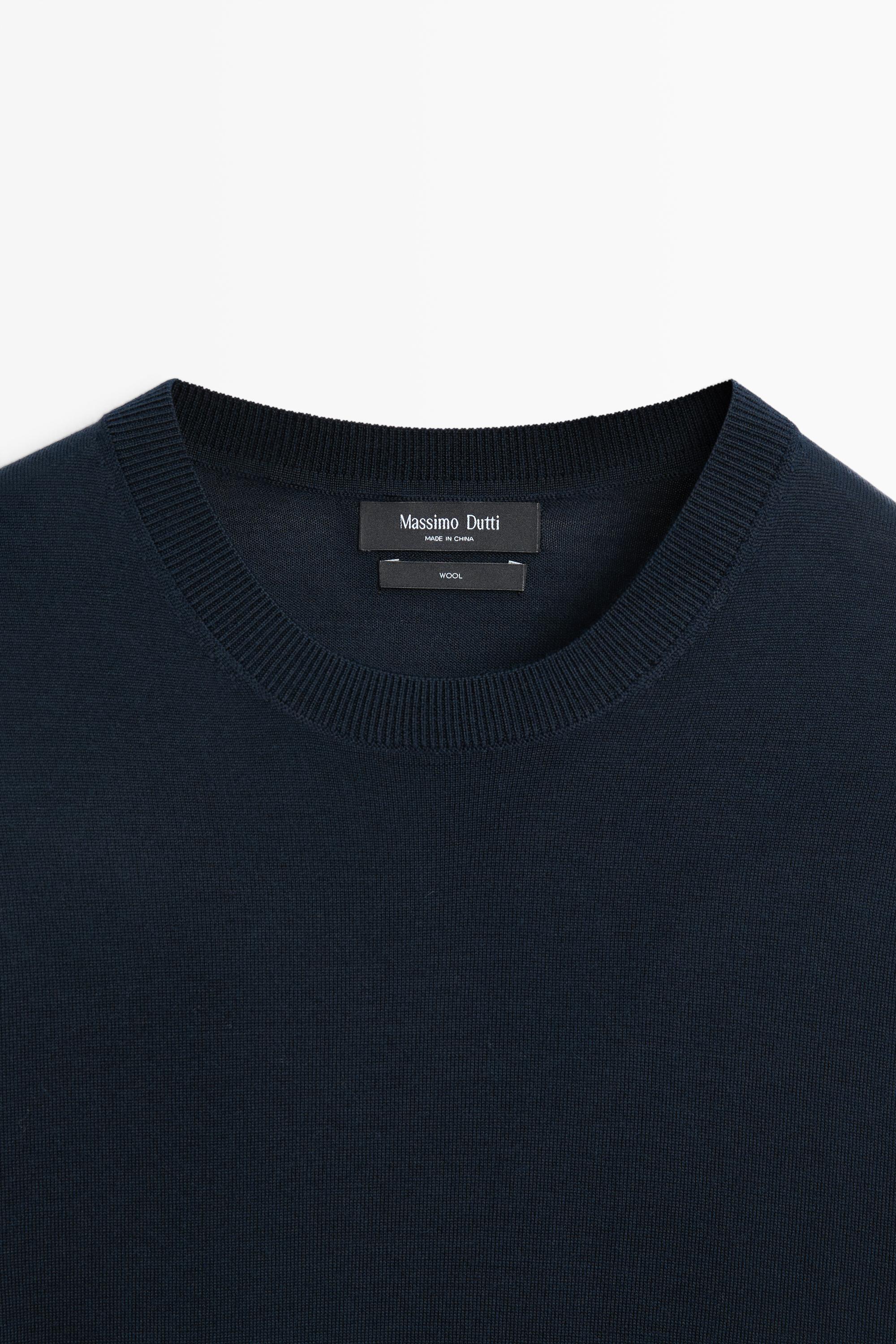 100% merino wool knit round neck sweater — NAVY BLUE