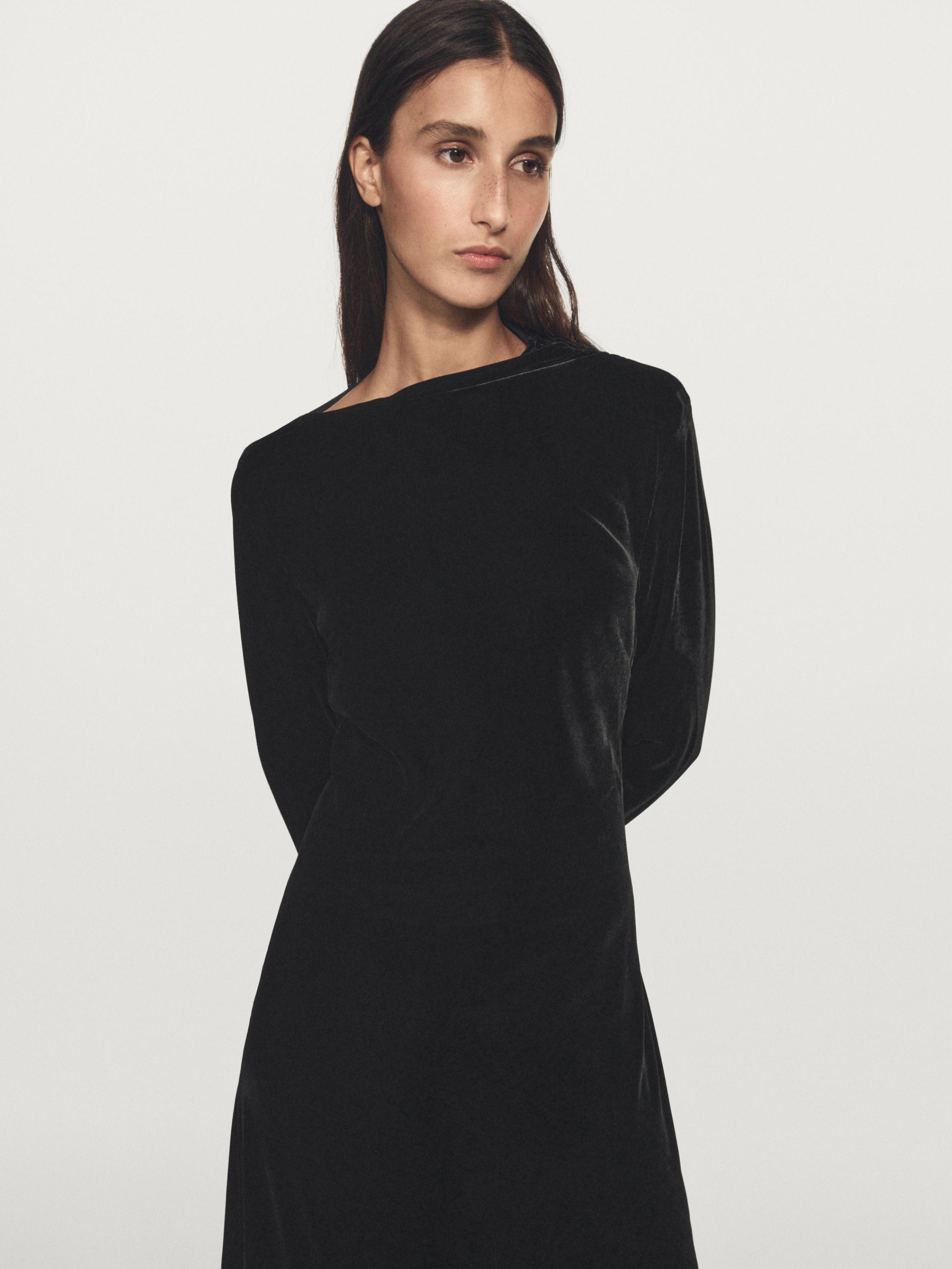 Long velvet boat neck dress