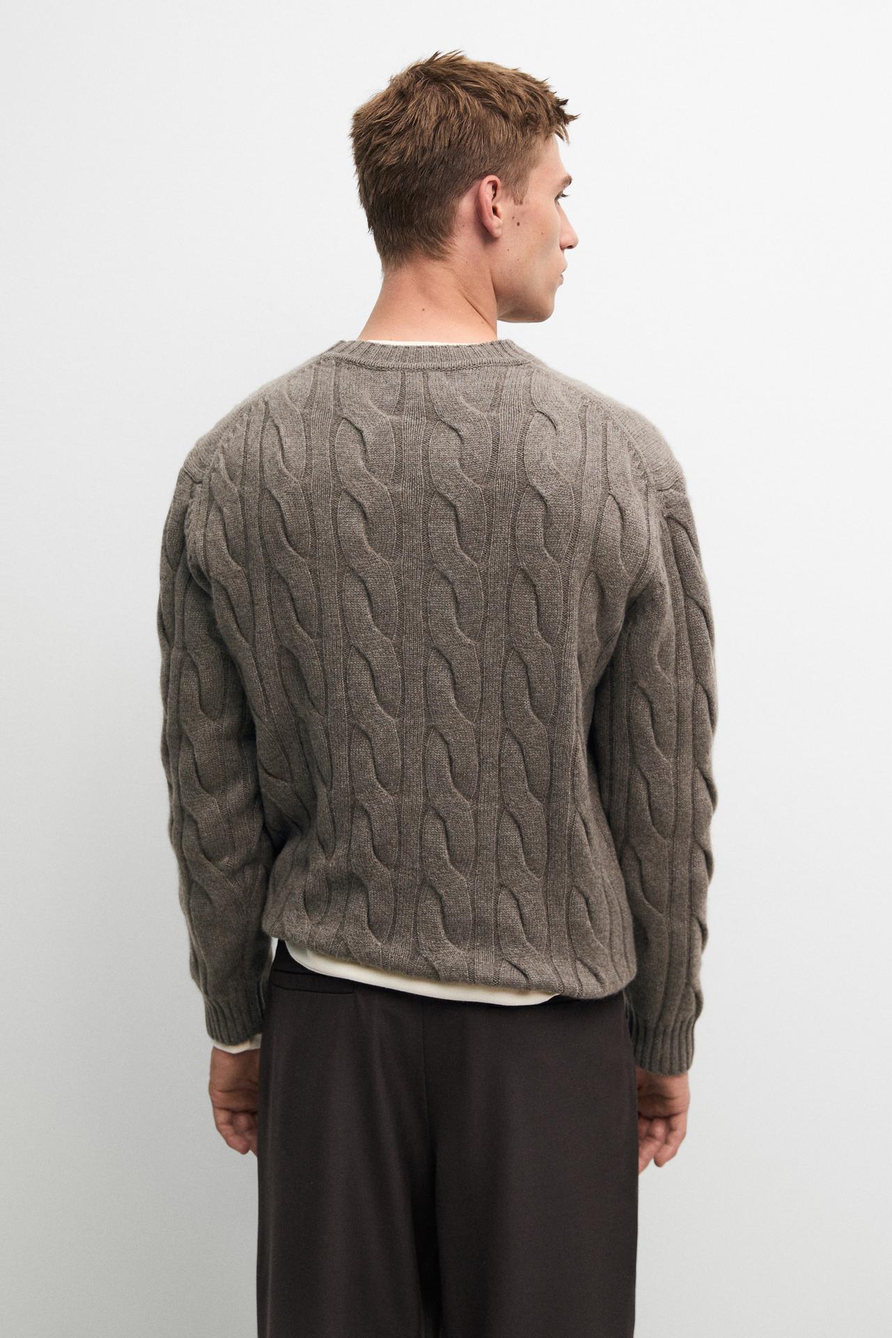 100% cashmere cable knit sweater — DARK KHAKI