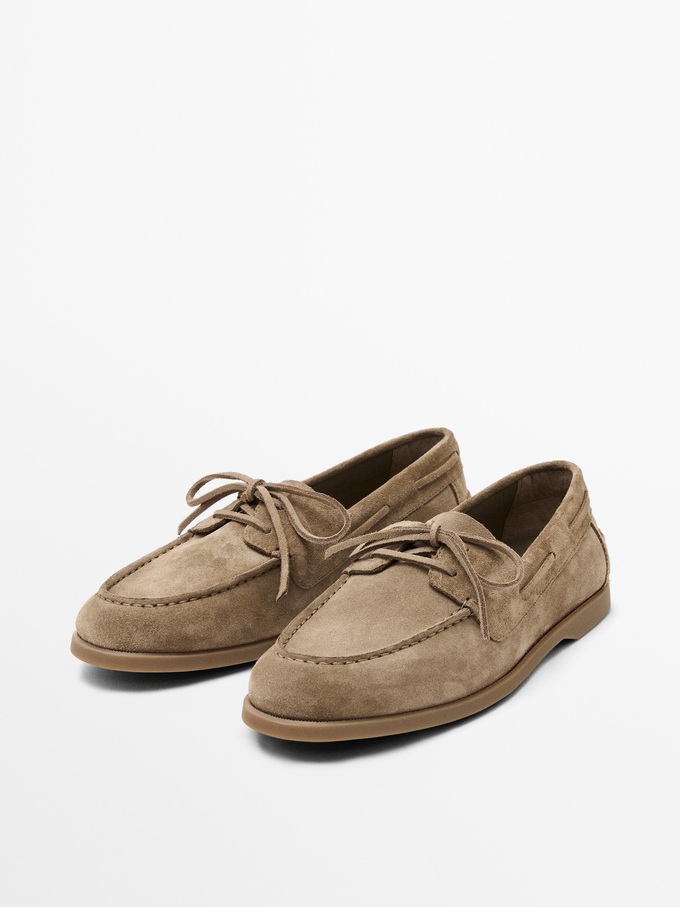 Split suede deck shoes with moc toe